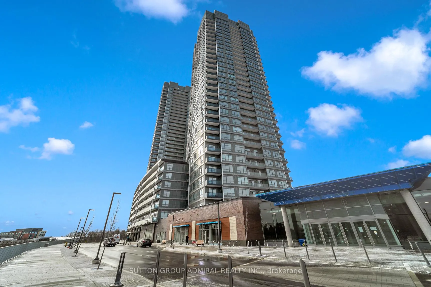 Front of Unit 2309, 50 Upper Mall Way