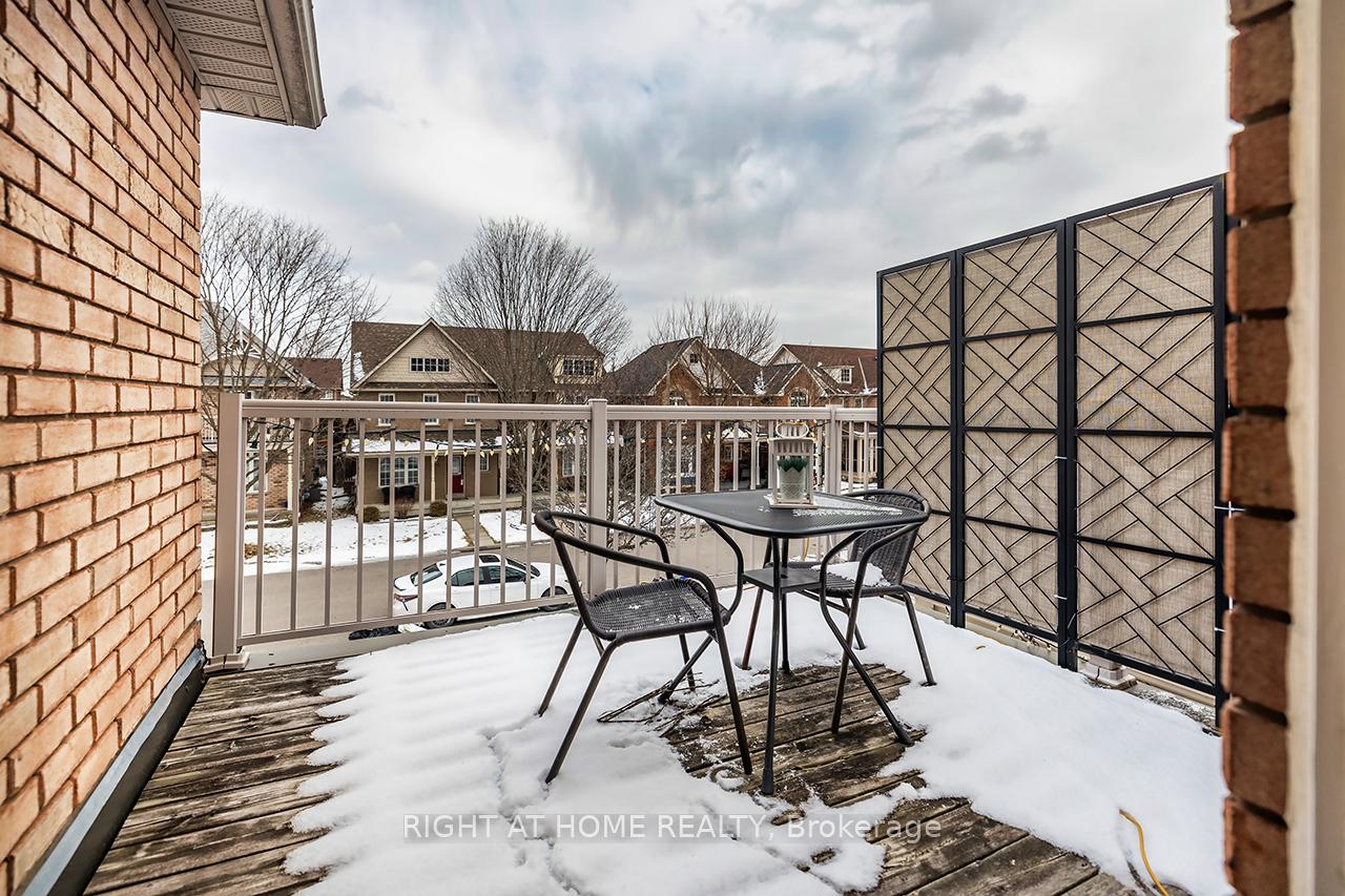 Photo 23 of 28 Salt Drive, Ajax, South East — HOMEH