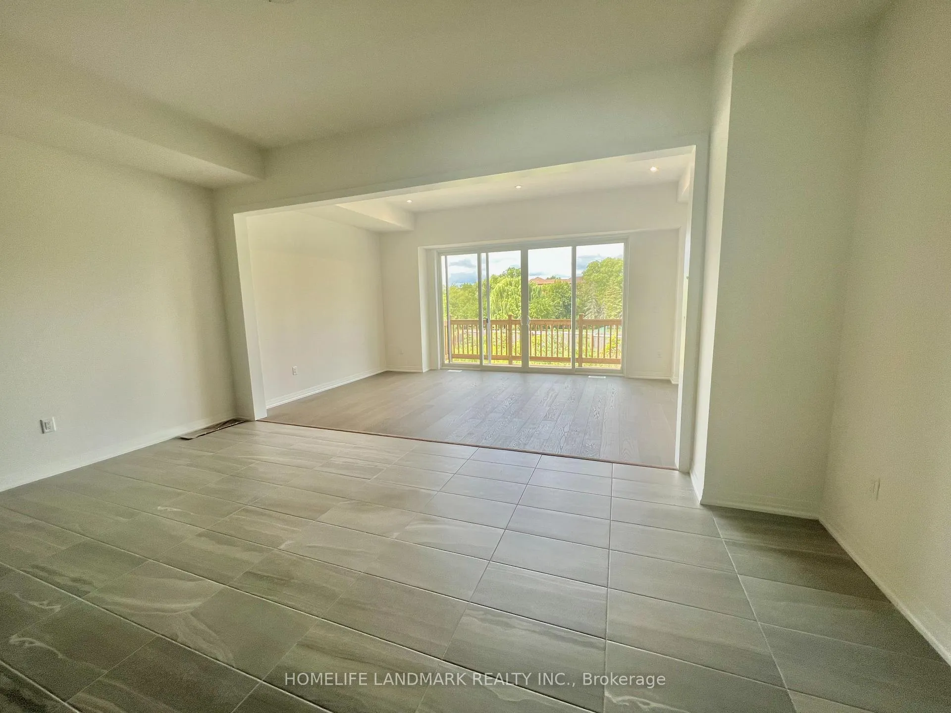 Photo 18 of 12 Yans Way, Markham, Buttonville — HOMEH