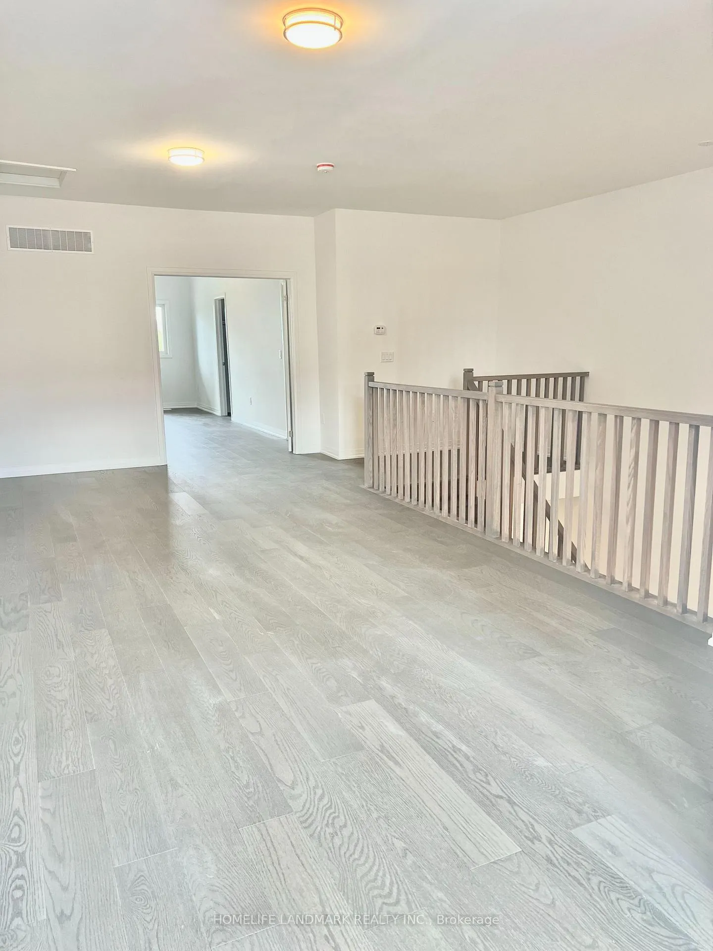 Photo 21 of 12 Yans Way, Markham, Buttonville — HOMEH