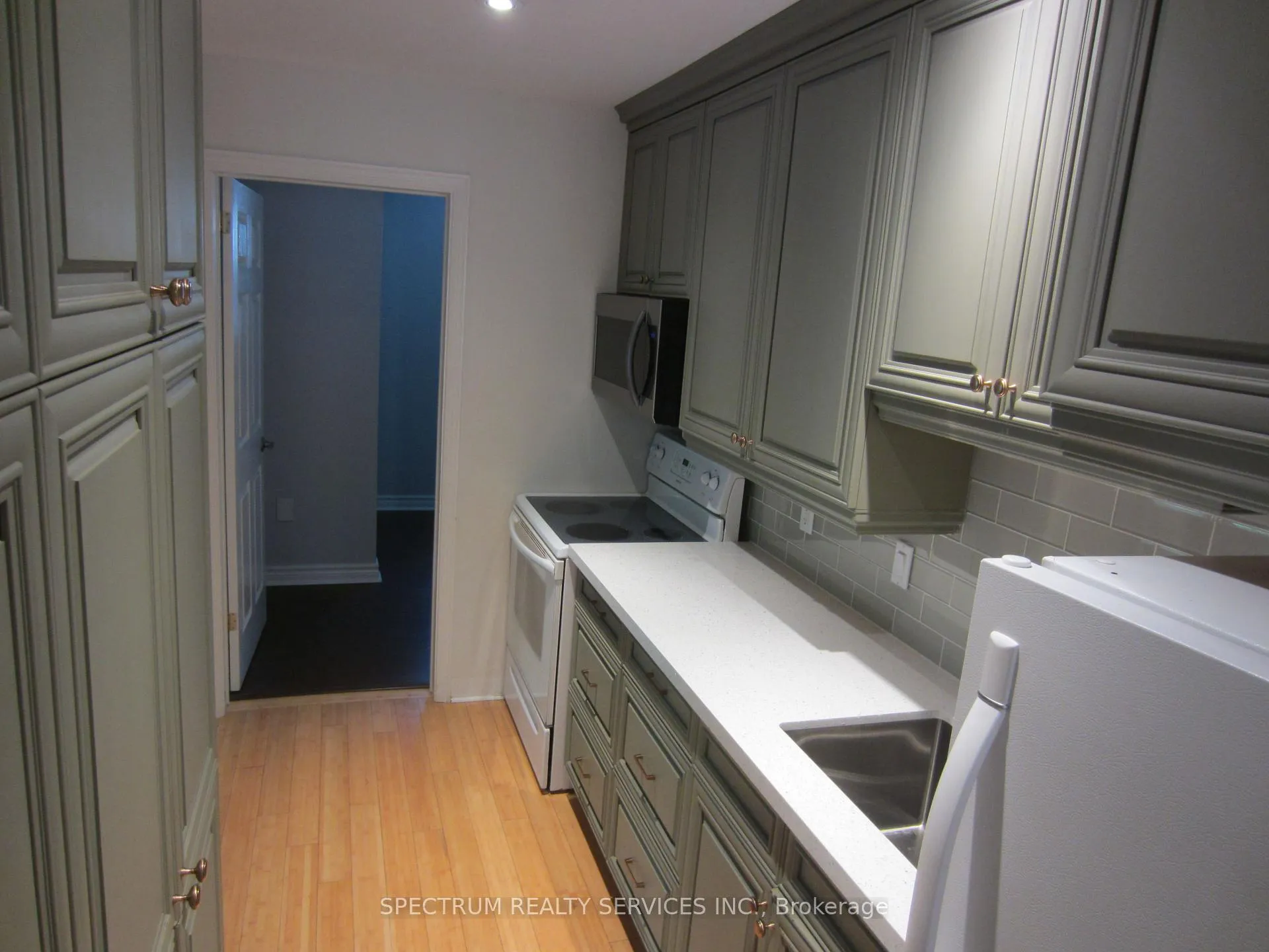 Photo 6 of Unit 2, 10 Elrose Road, Brampton, Southgate — HOMEH