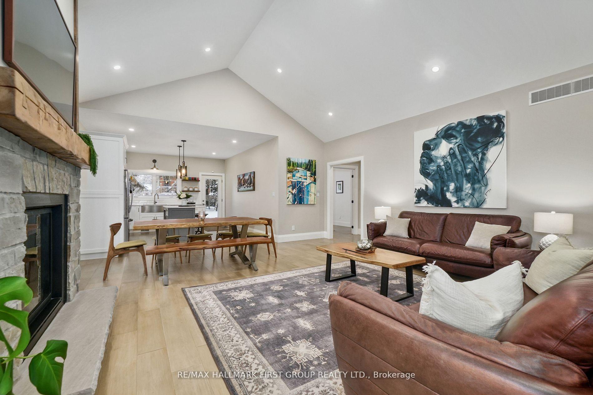 Photo 5 of 274 Clyde Street, Cobourg — HOMEH