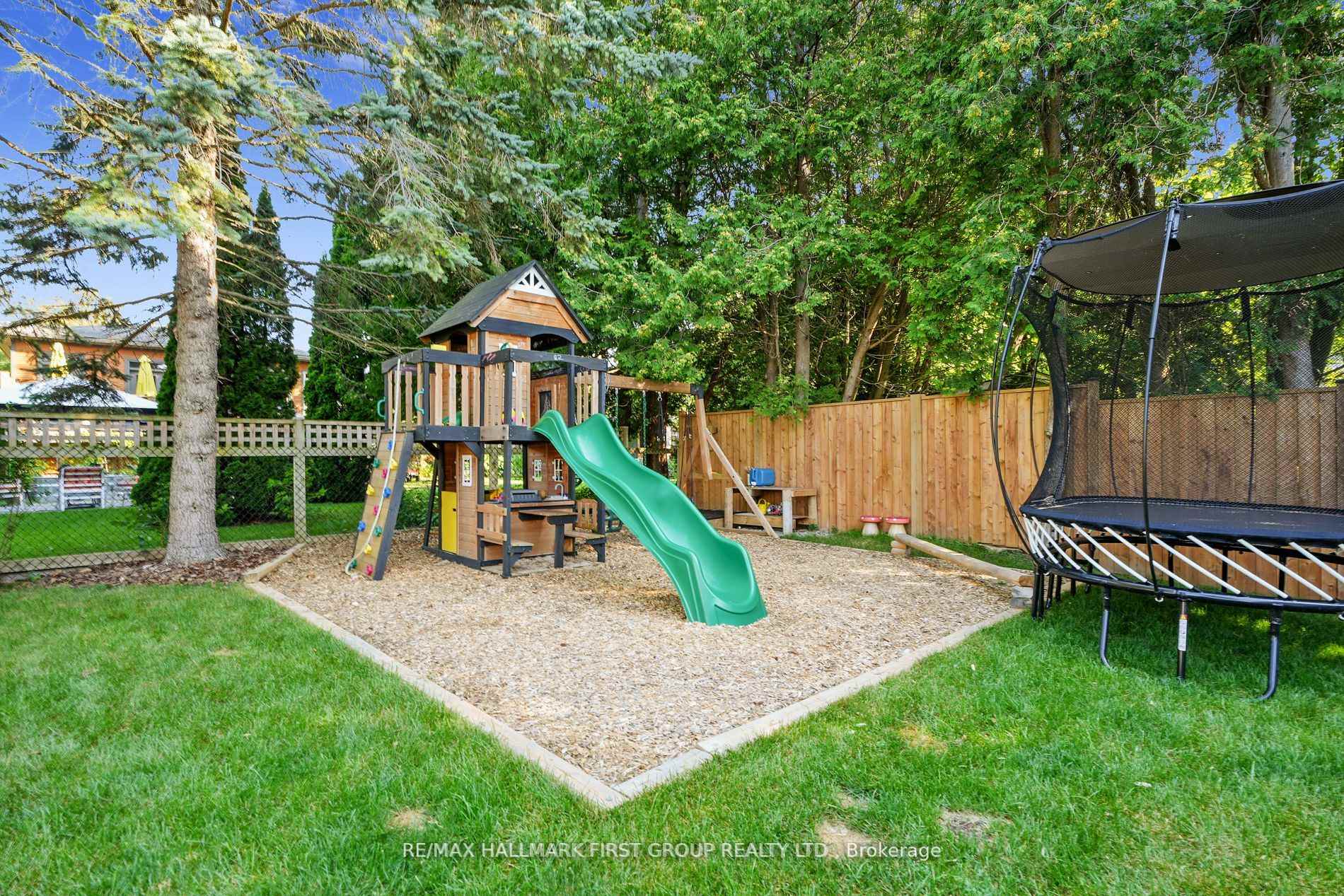 Photo 39 of 274 Clyde Street, Cobourg — HOMEH
