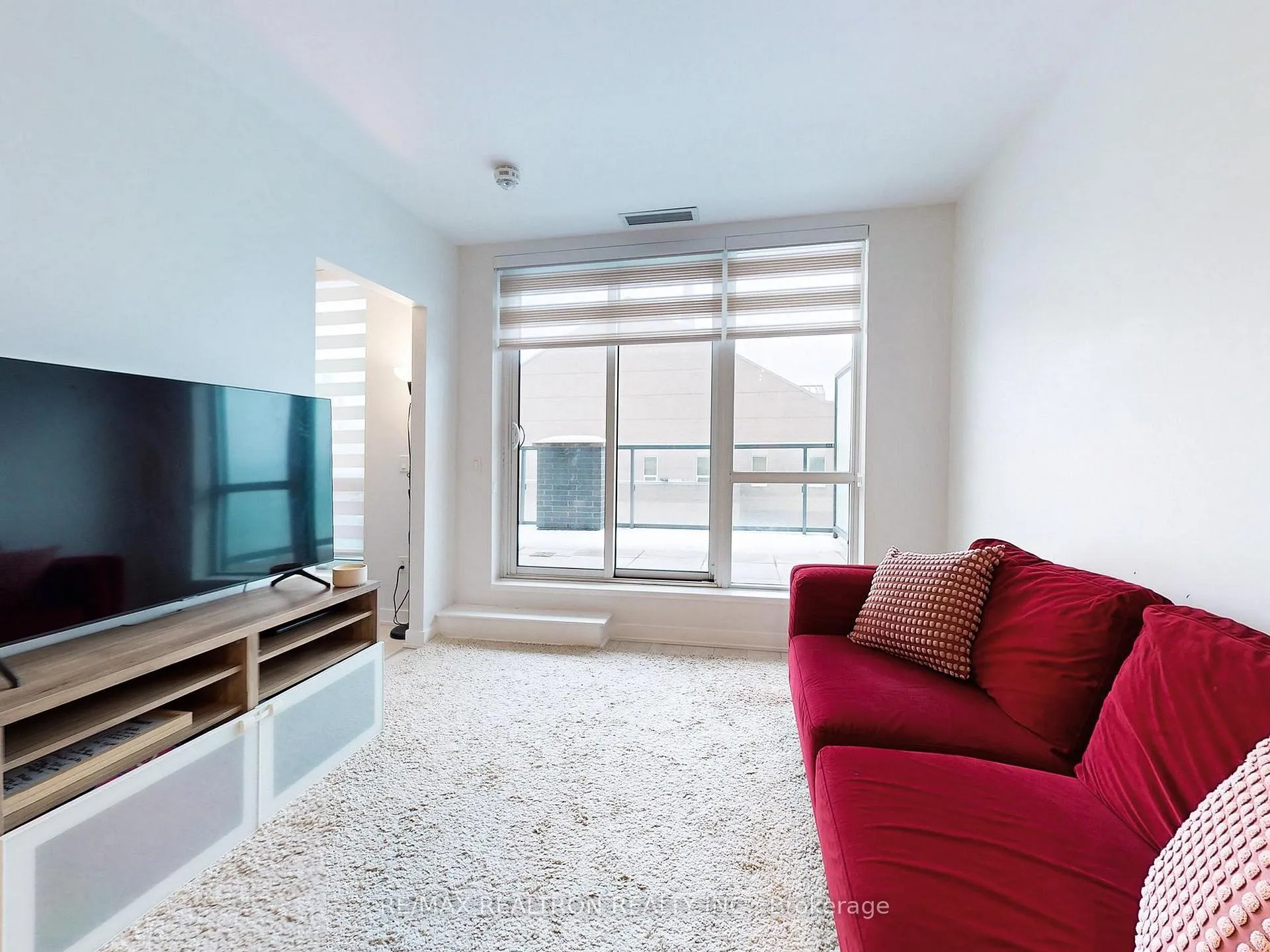 Photo 6 of Unit 405, 6 Sonic Way, Toronto, Flemingdon Park — HOMEH