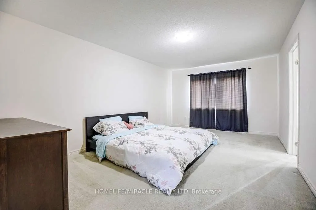 Photo 9 of 51 Ivor Crescent, Brampton, Northwest Brampton — HOMEH