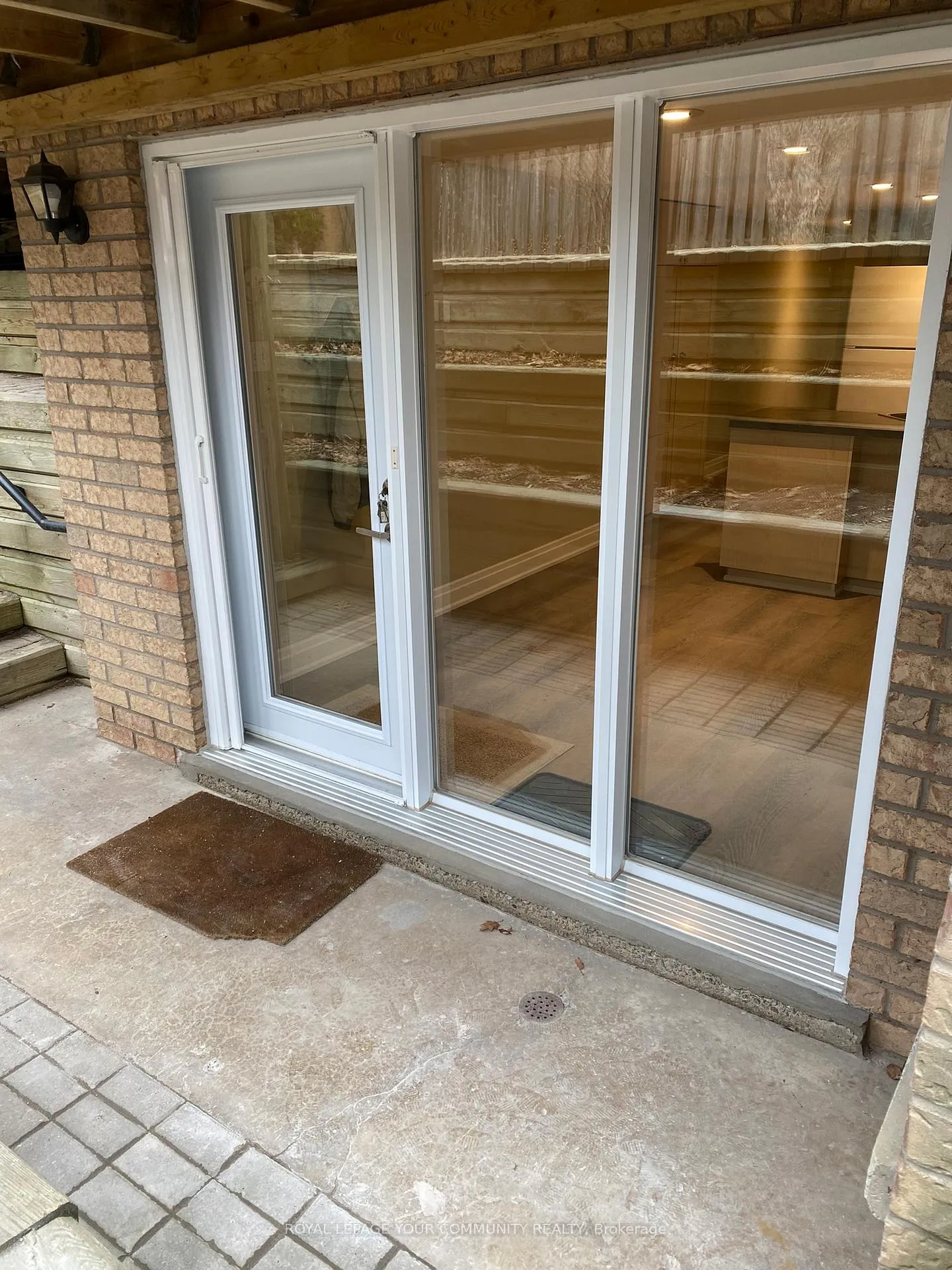 Photo 3 of Unit Lower, 2 Rougecrest Drive, Markham, Markham Village — HOMEH