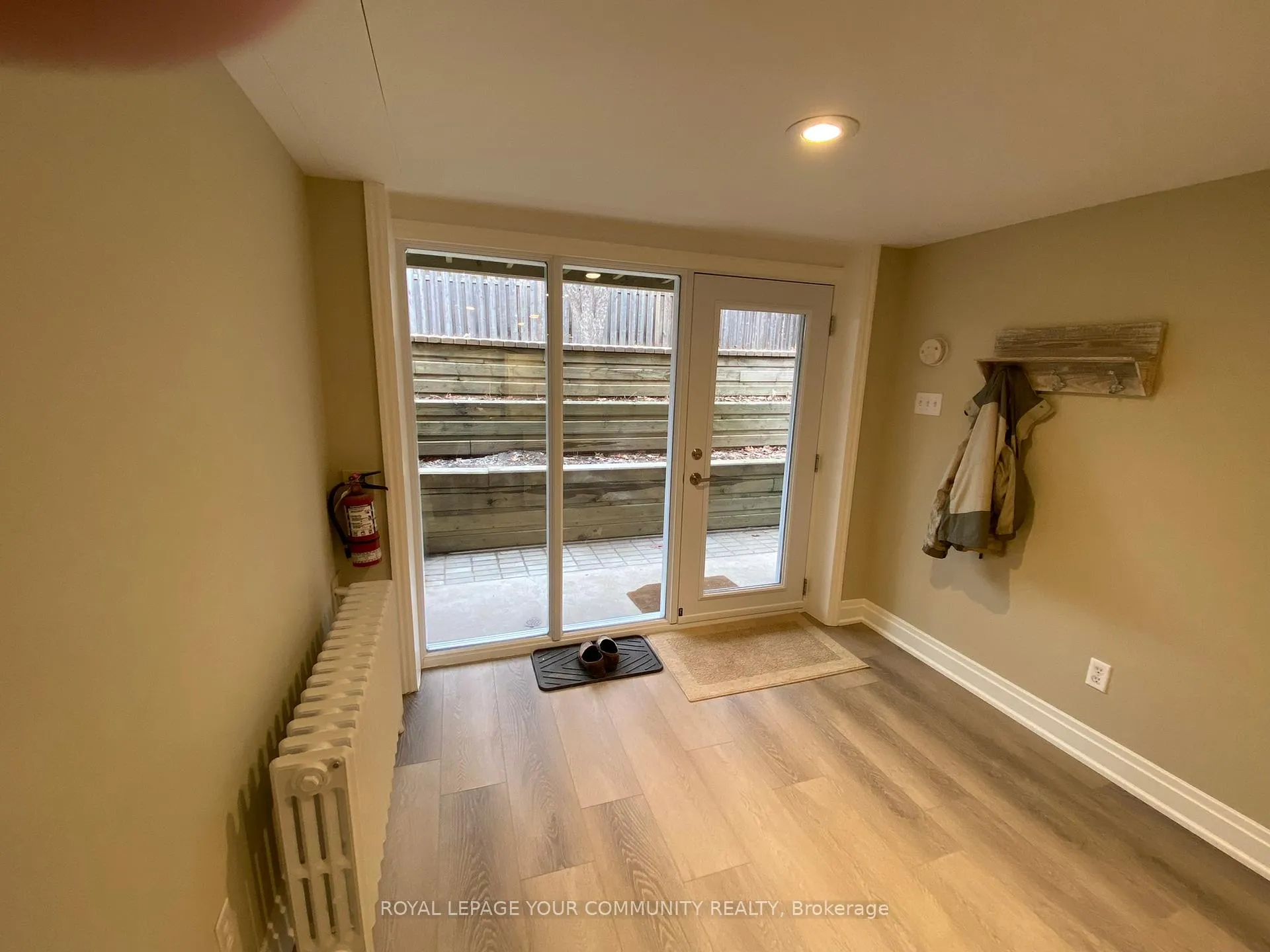 Photo 6 of Unit Lower, 2 Rougecrest Drive, Markham, Markham Village — HOMEH