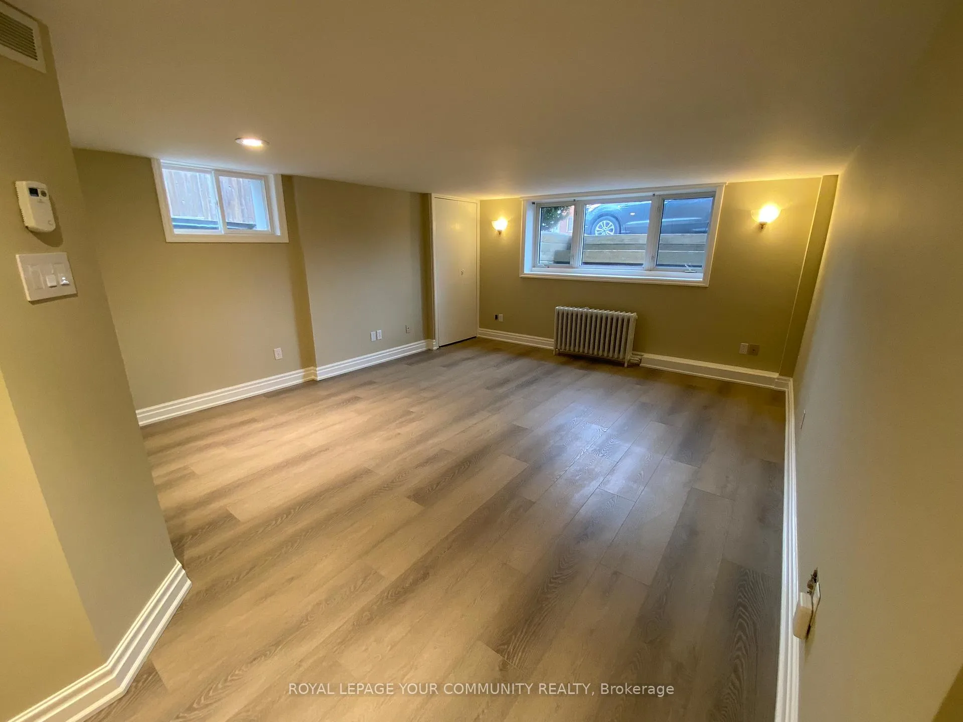 Photo 9 of Unit Lower, 2 Rougecrest Drive, Markham, Markham Village — HOMEH