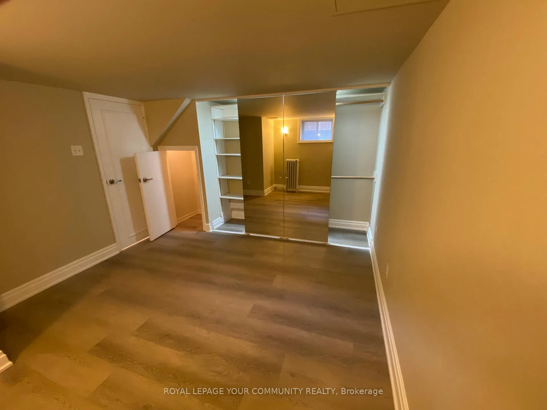 Photo 17 of Unit Lower, 2 Rougecrest Drive, Markham, Markham Village — HOMEH