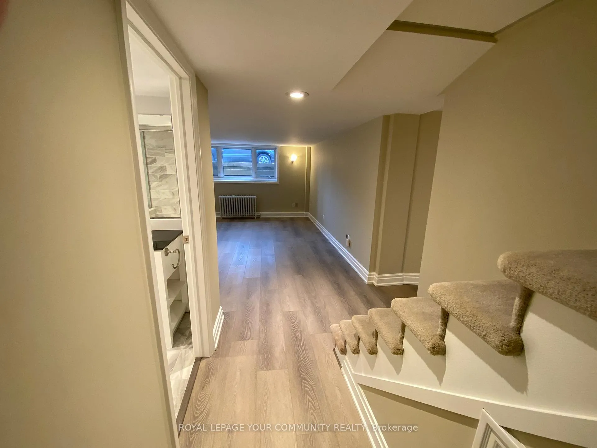 Photo 18 of Unit Lower, 2 Rougecrest Drive, Markham, Markham Village — HOMEH