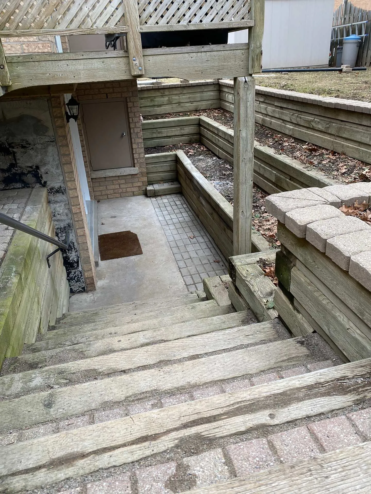 Photo 23 of Unit Lower, 2 Rougecrest Drive, Markham, Markham Village — HOMEH