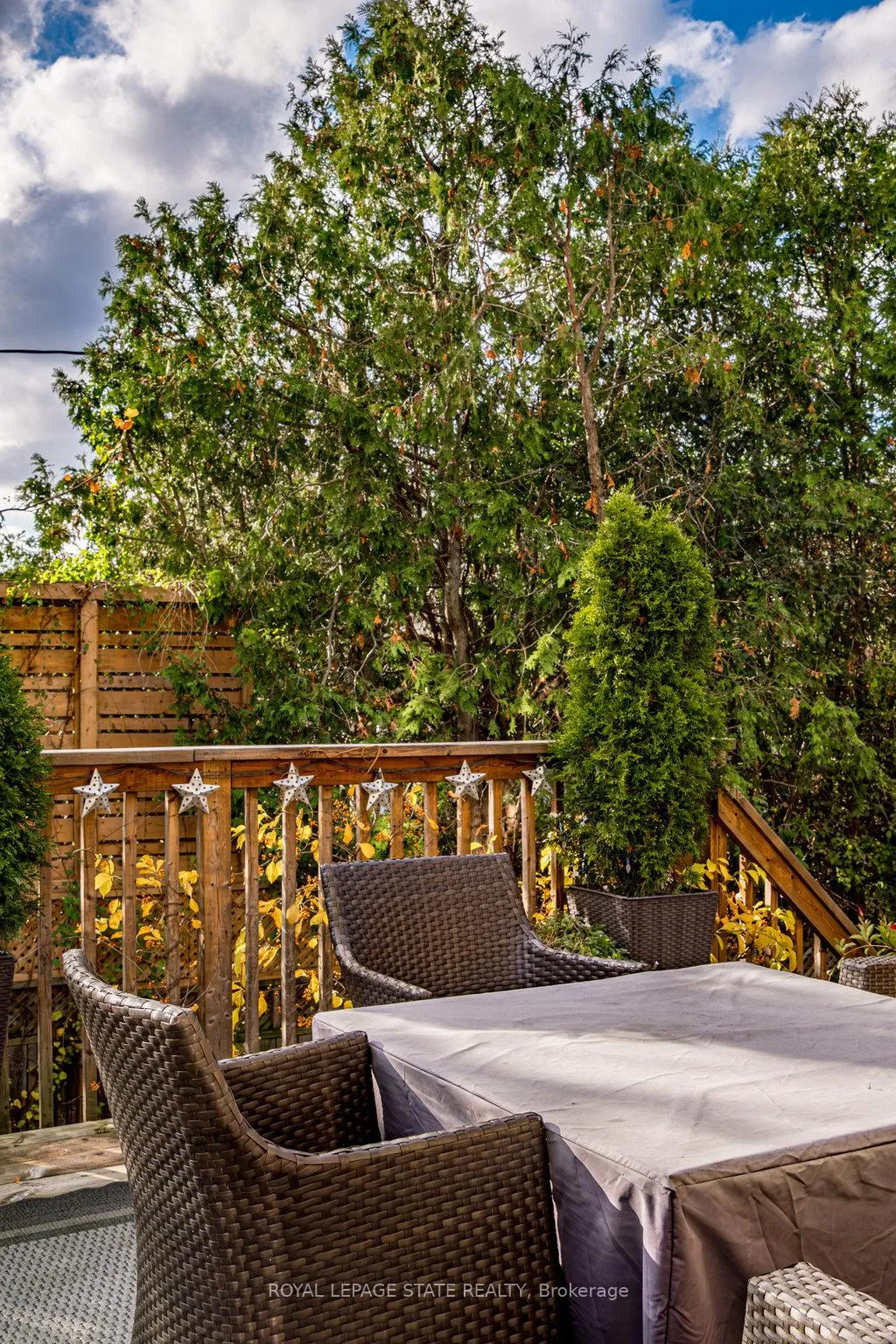 Photo 16 of 36 McGrath Court, Hamilton, Dundas — HOMEH