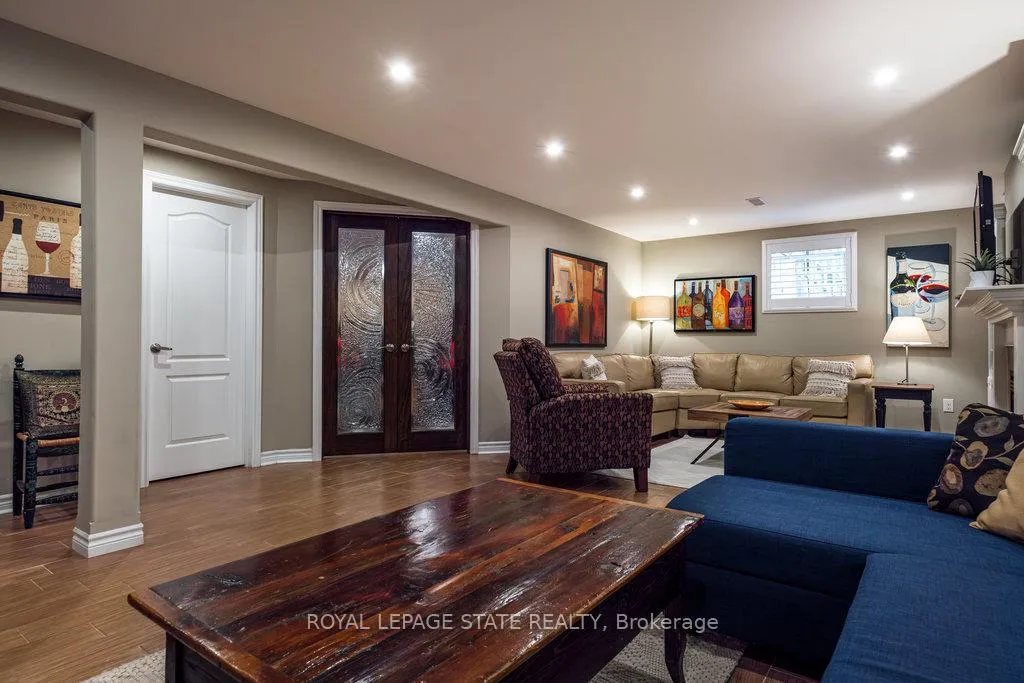 Photo 32 of 36 McGrath Court, Hamilton, Dundas — HOMEH