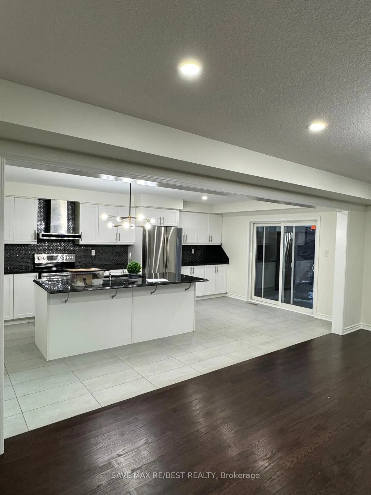 Photo 7 of Unit Main, 237 Shady Glen Crescent, Kitchener, Rosenburg — HOMEH