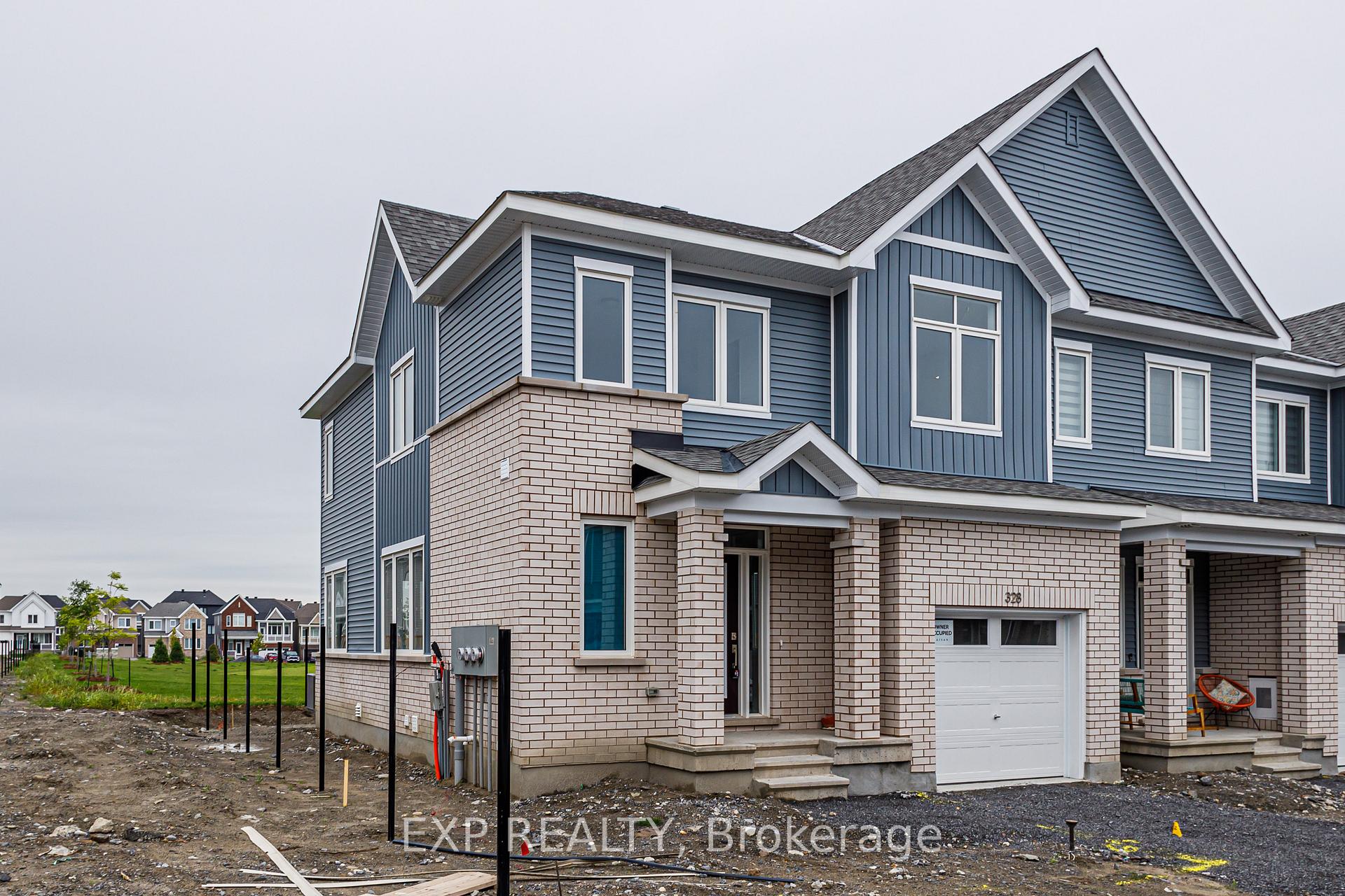 Photo 2 of 328 Canadensis Lane SW, Ottawa, Barrhaven - Half Moon Bay — HOMEH