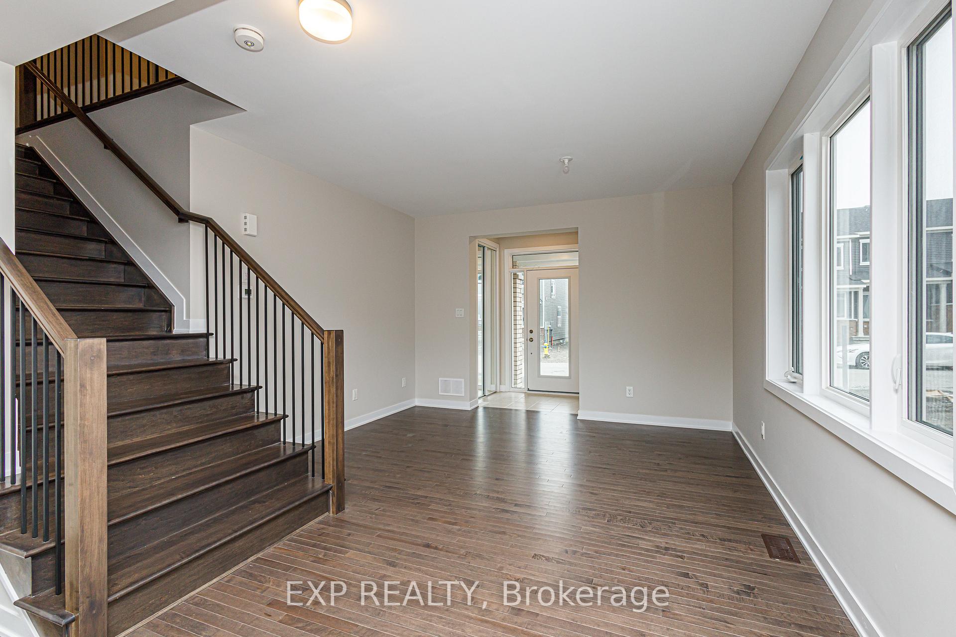 Photo 7 of 328 Canadensis Lane SW, Ottawa, Barrhaven - Half Moon Bay — HOMEH