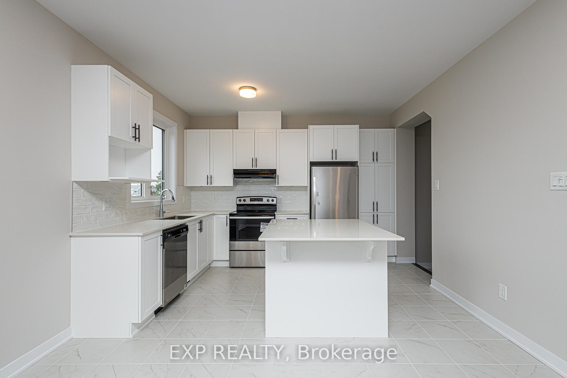 Photo 10 of 328 Canadensis Lane SW, Ottawa, Barrhaven - Half Moon Bay — HOMEH