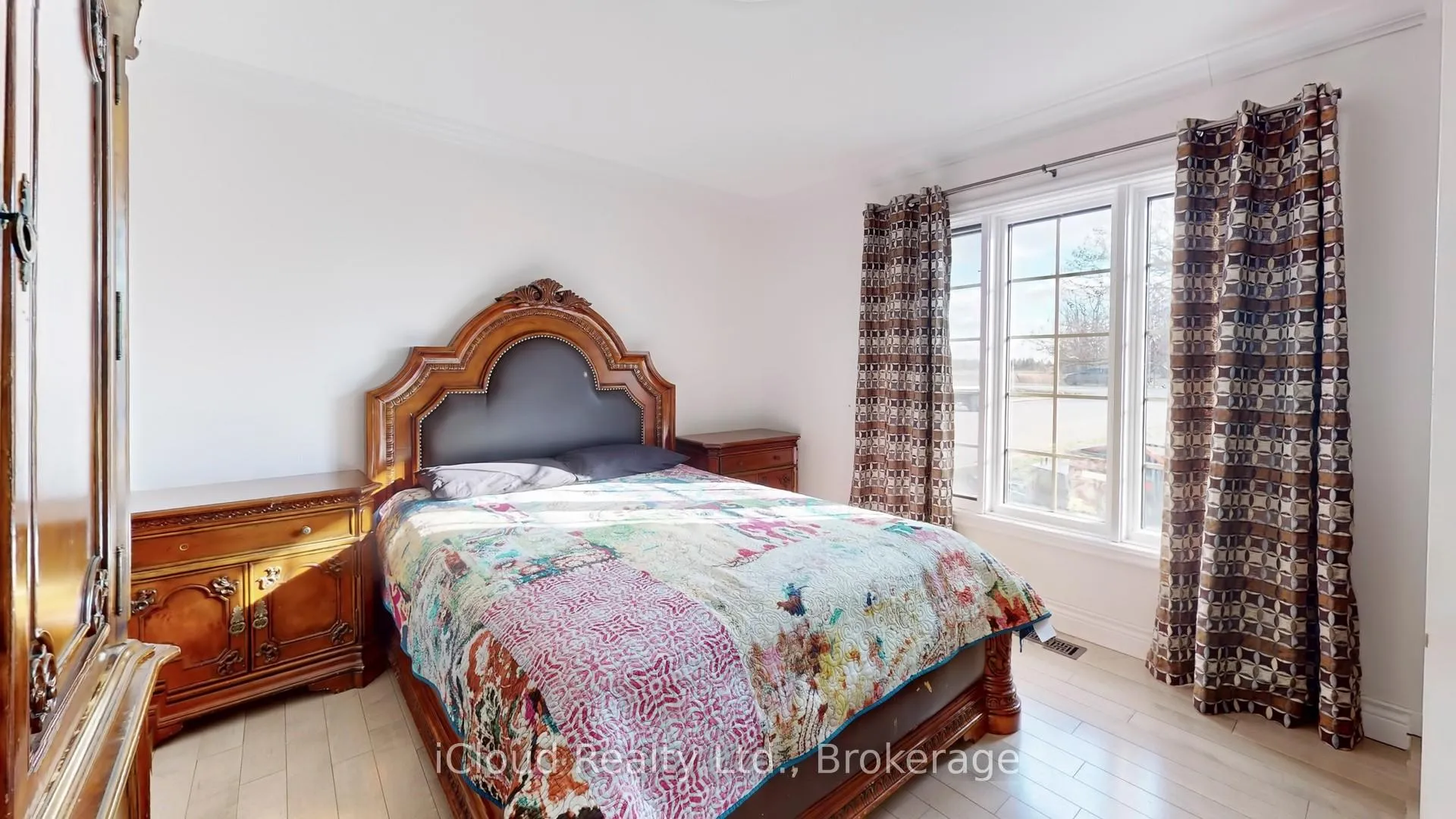 Photo 6 of 12191 Mississauga Road W, Caledon, Rural Caledon — HOMEH