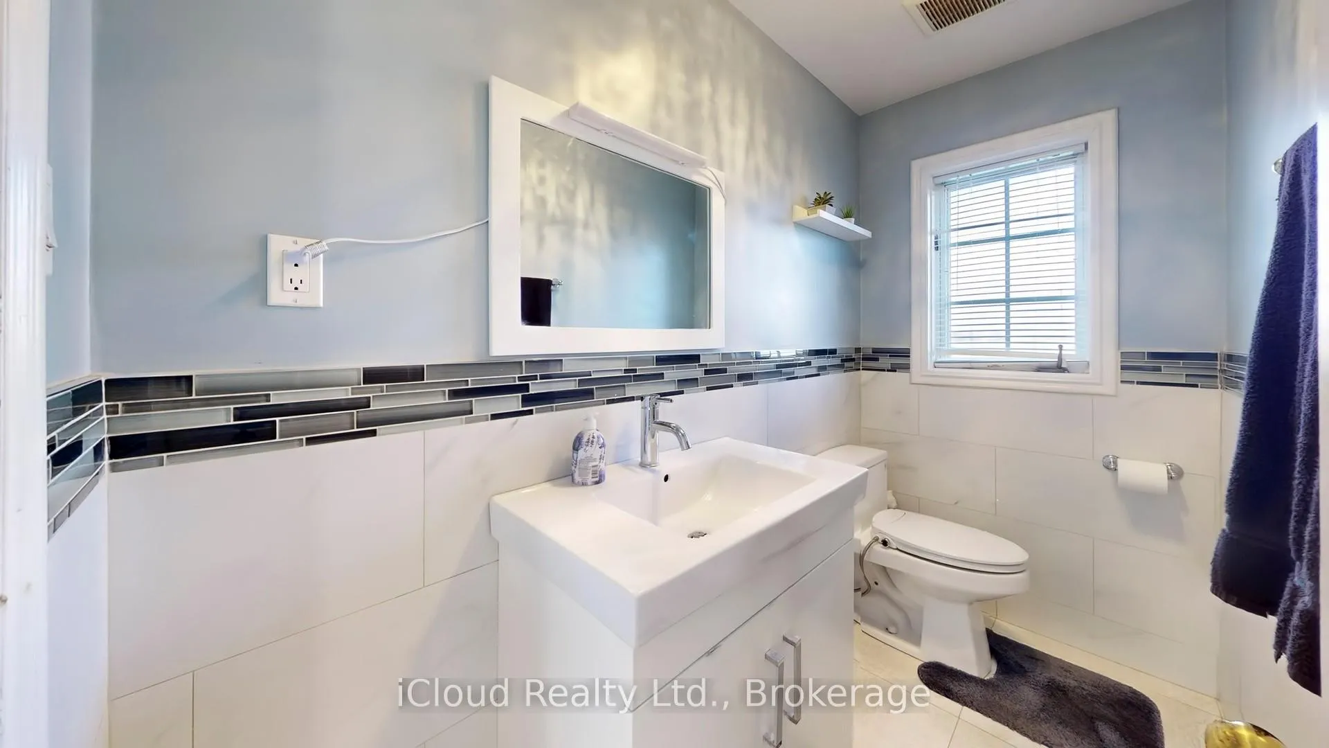 Photo 7 of 12191 Mississauga Road W, Caledon, Rural Caledon — HOMEH