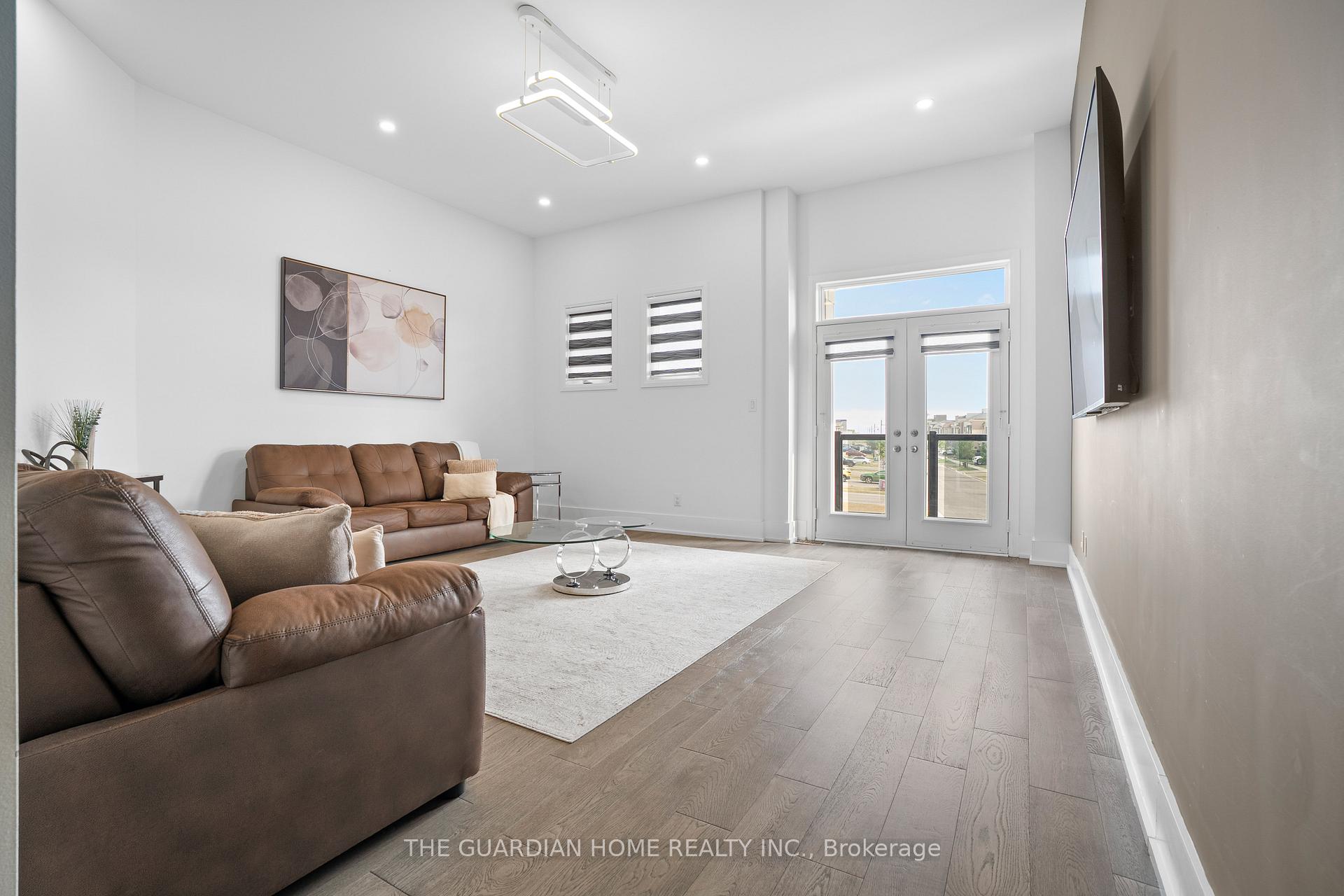 Photo 17 of 167 Yacht Drive, Clarington, Bowmanville — HOMEH
