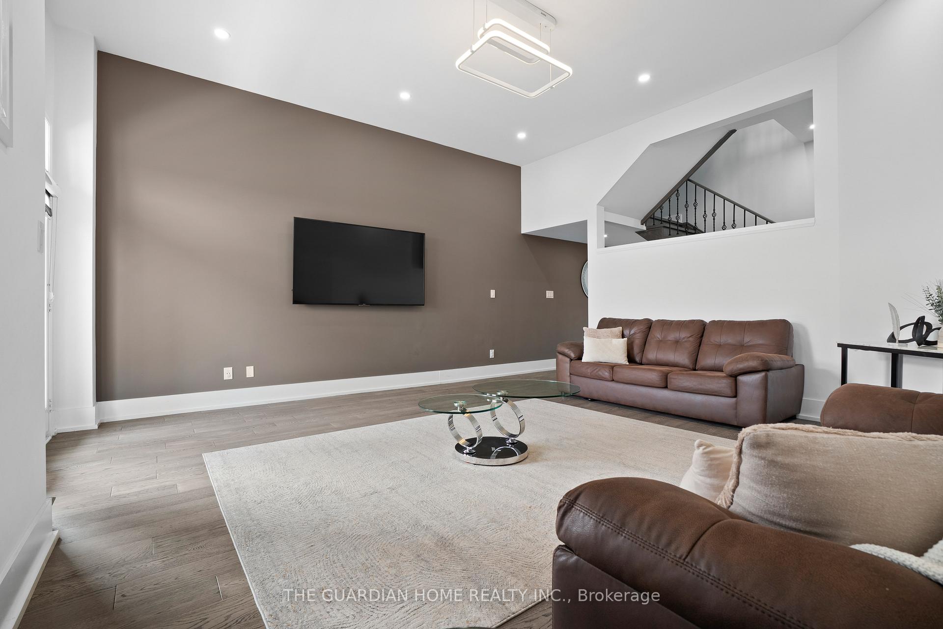 Photo 18 of 167 Yacht Drive, Clarington, Bowmanville — HOMEH