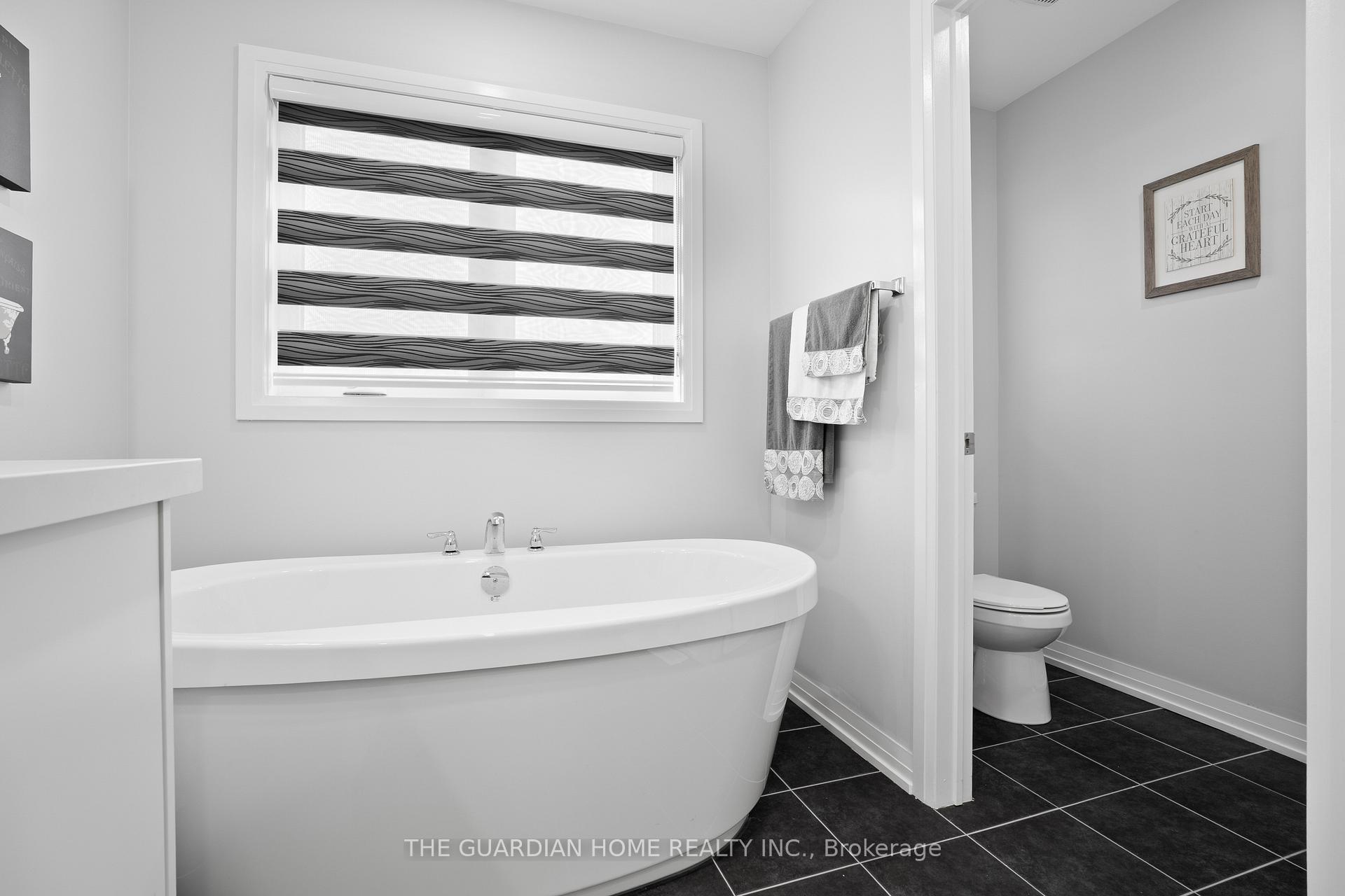 Photo 33 of 167 Yacht Drive, Clarington, Bowmanville — HOMEH