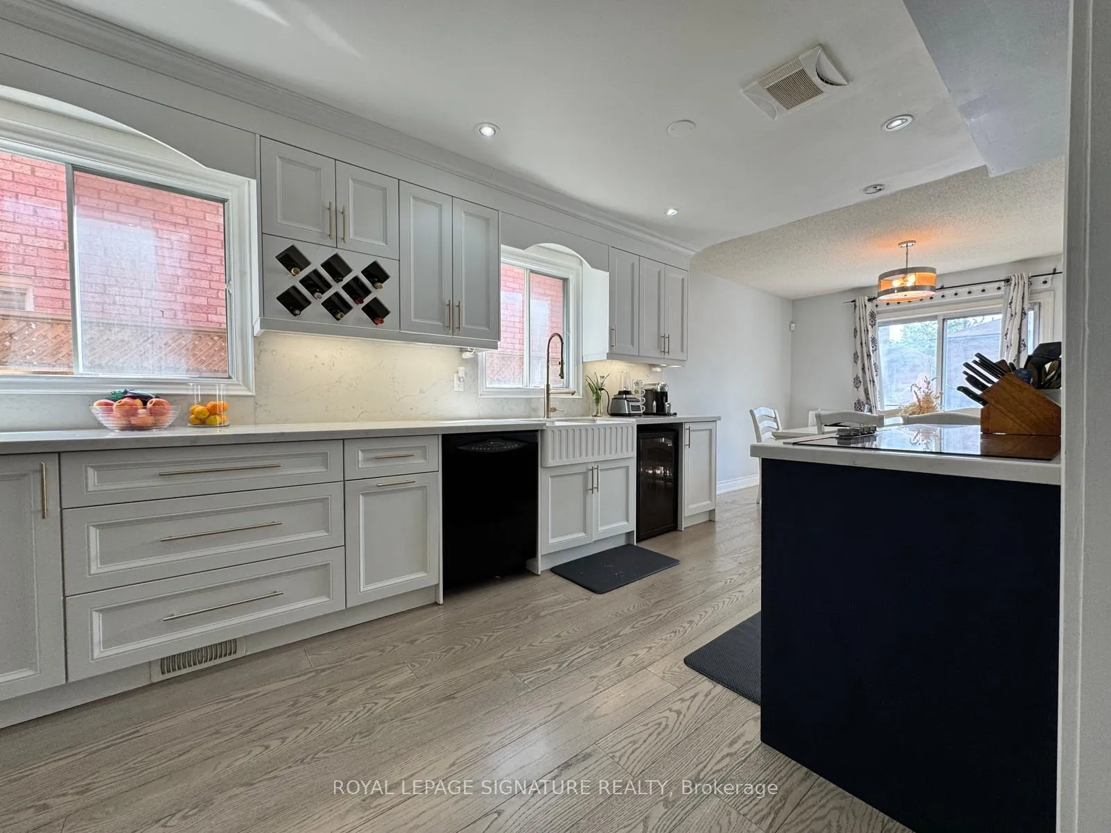 Photo 3 of 5 Kintyre Street, Brampton, Heart Lake West — HOMEH