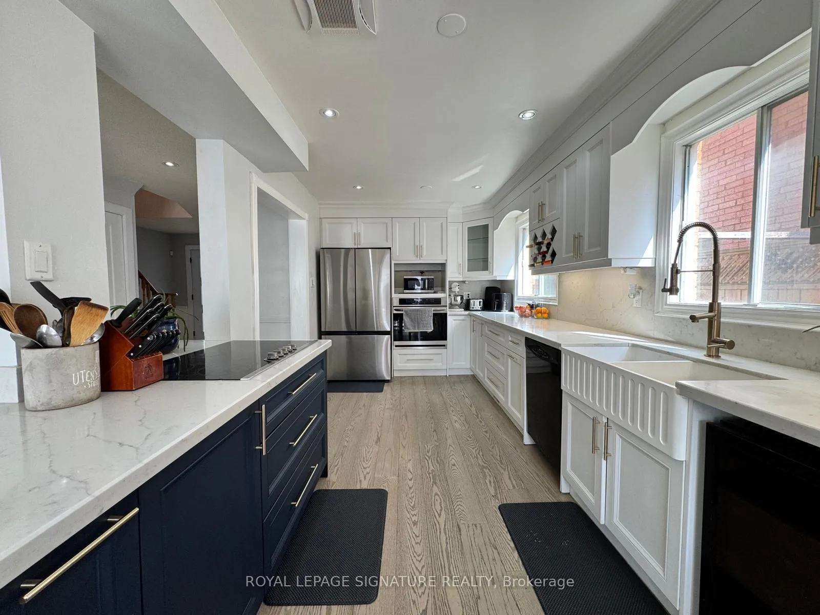 Photo 4 of 5 Kintyre Street, Brampton, Heart Lake West — HOMEH