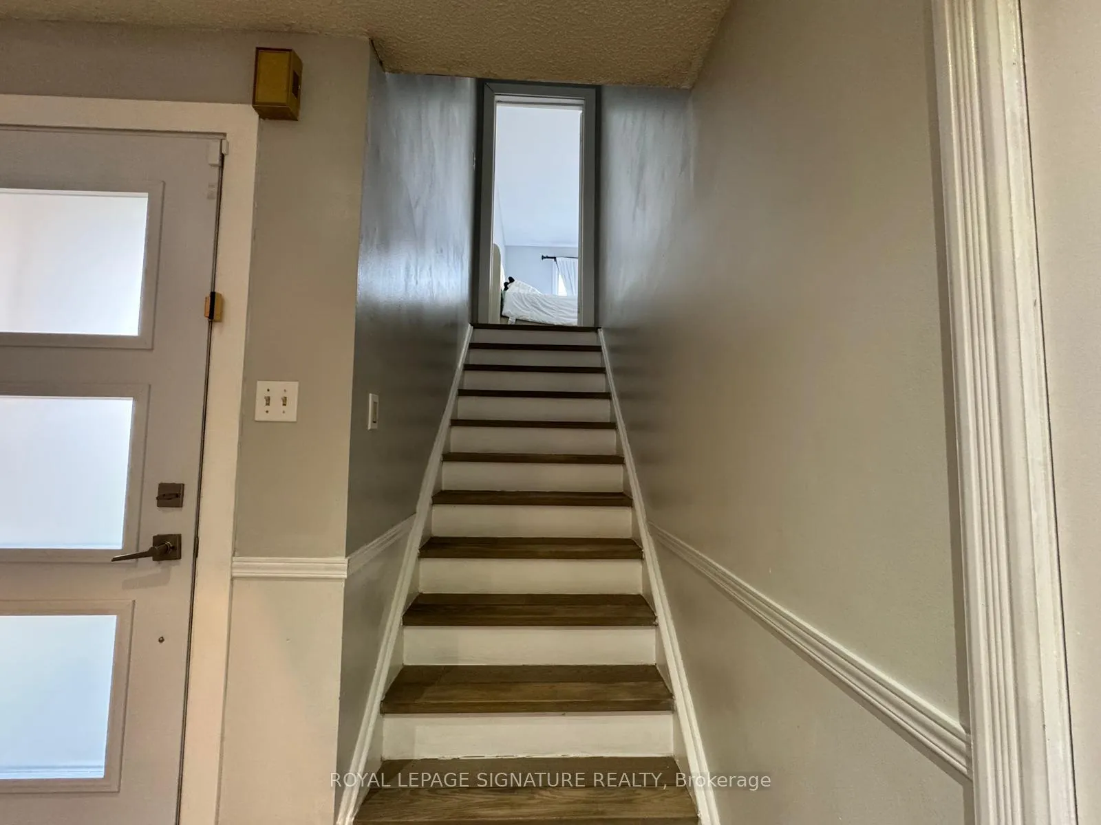 Photo 8 of 5 Kintyre Street, Brampton, Heart Lake West — HOMEH