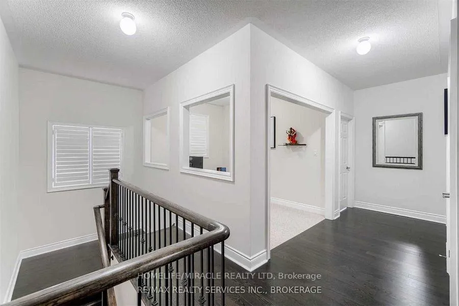 Photo 12 of 8 Buttonwood Road, Brampton, Toronto Gore Rural Estate — HOMEH