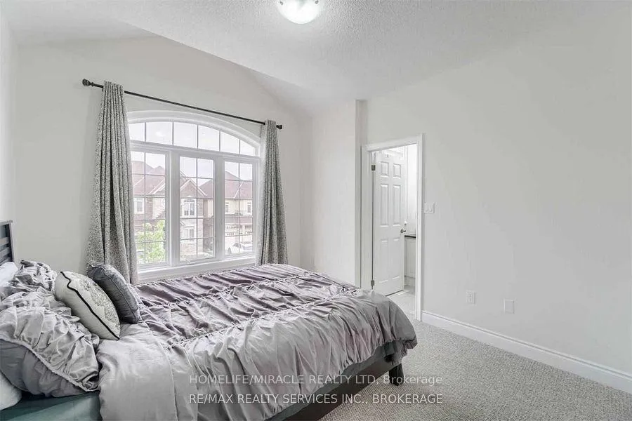 Photo 17 of 8 Buttonwood Road, Brampton, Toronto Gore Rural Estate — HOMEH