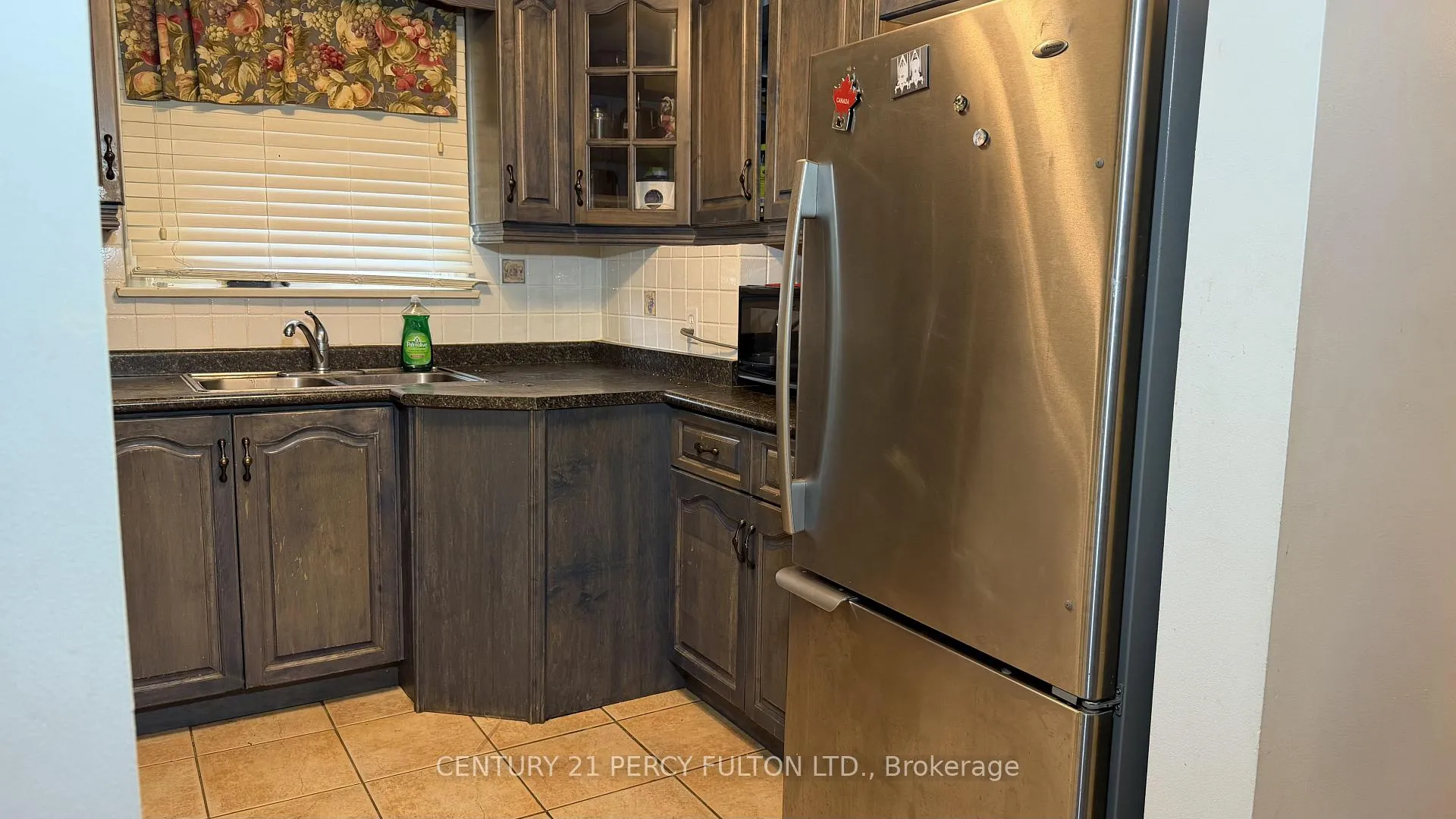 Photo 10 of 120 Mcmurchy Avenue S, Brampton, Brampton South — HOMEH
