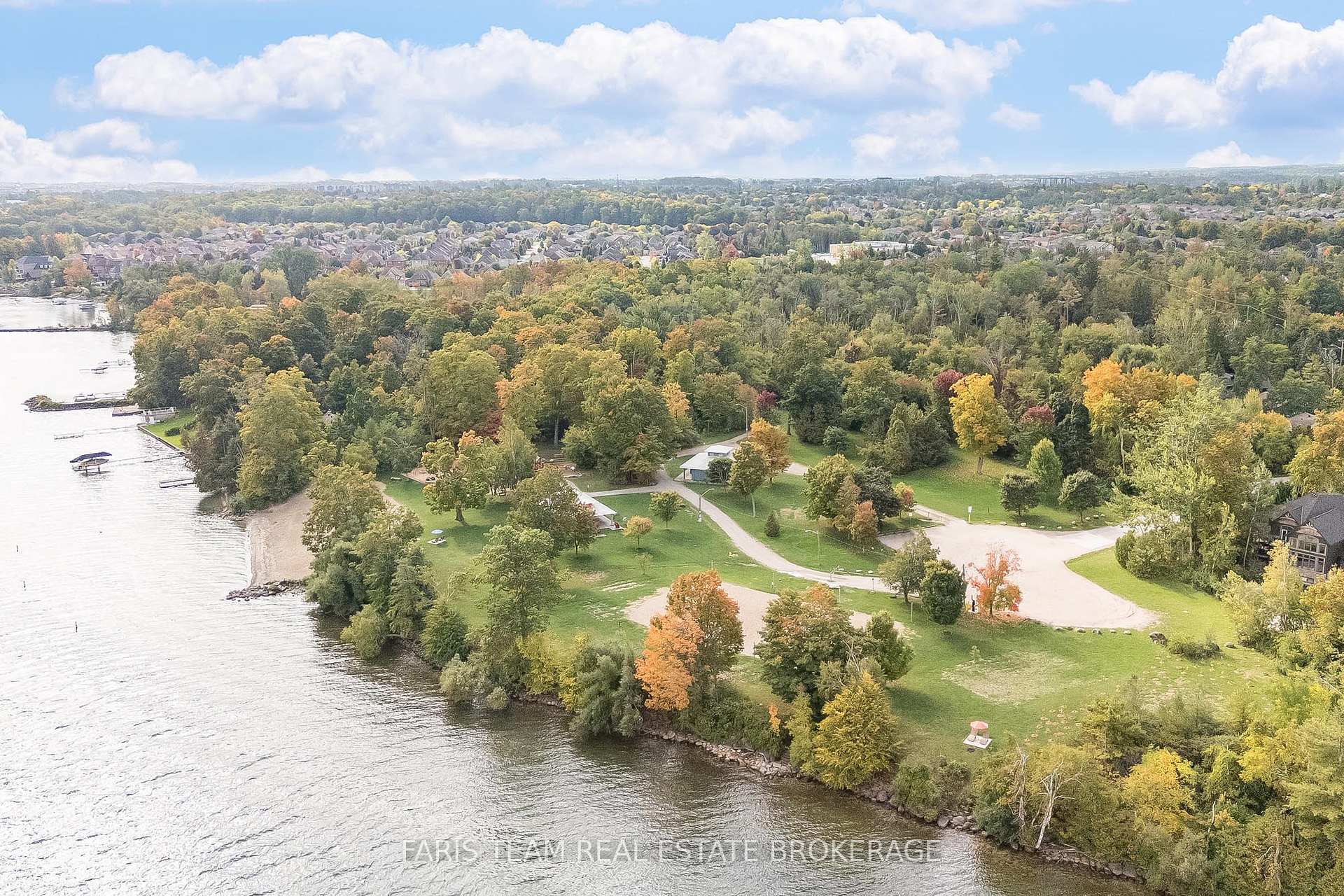 Photo 35 of 80 Bruce Crescent, Barrie, Bayshore — HOMEH