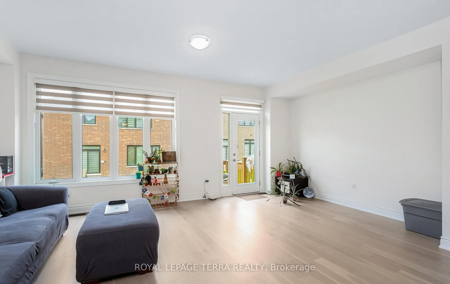 Photo 6 of 81 Bermondsey Way, Brampton, Bram West — HOMEH