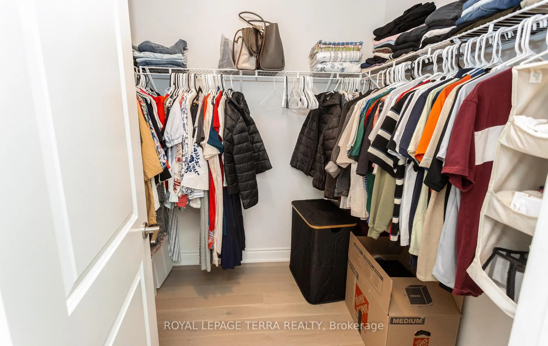Photo 13 of 81 Bermondsey Way, Brampton, Bram West — HOMEH