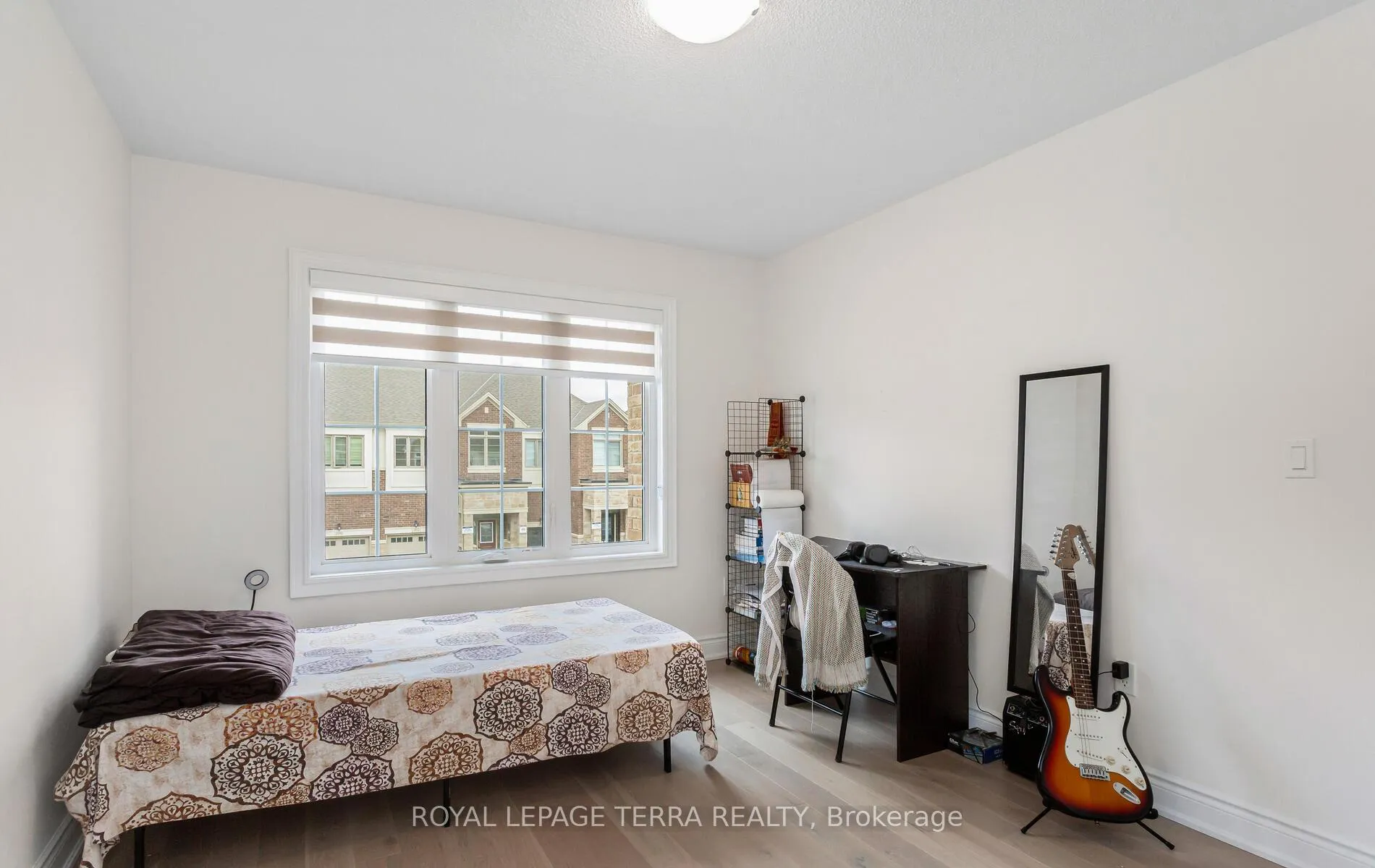 Photo 17 of 81 Bermondsey Way, Brampton, Bram West — HOMEH