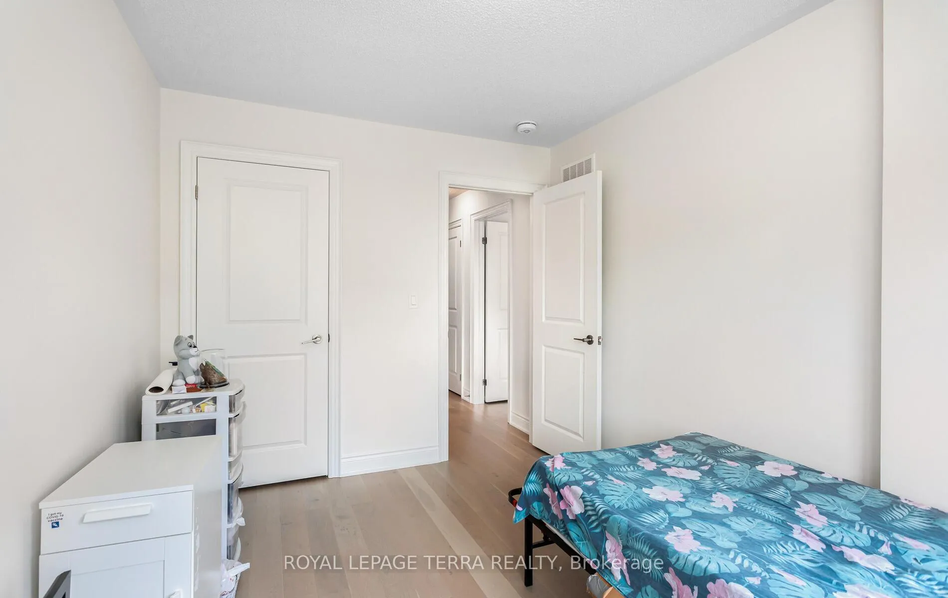 Photo 18 of 81 Bermondsey Way, Brampton, Bram West — HOMEH