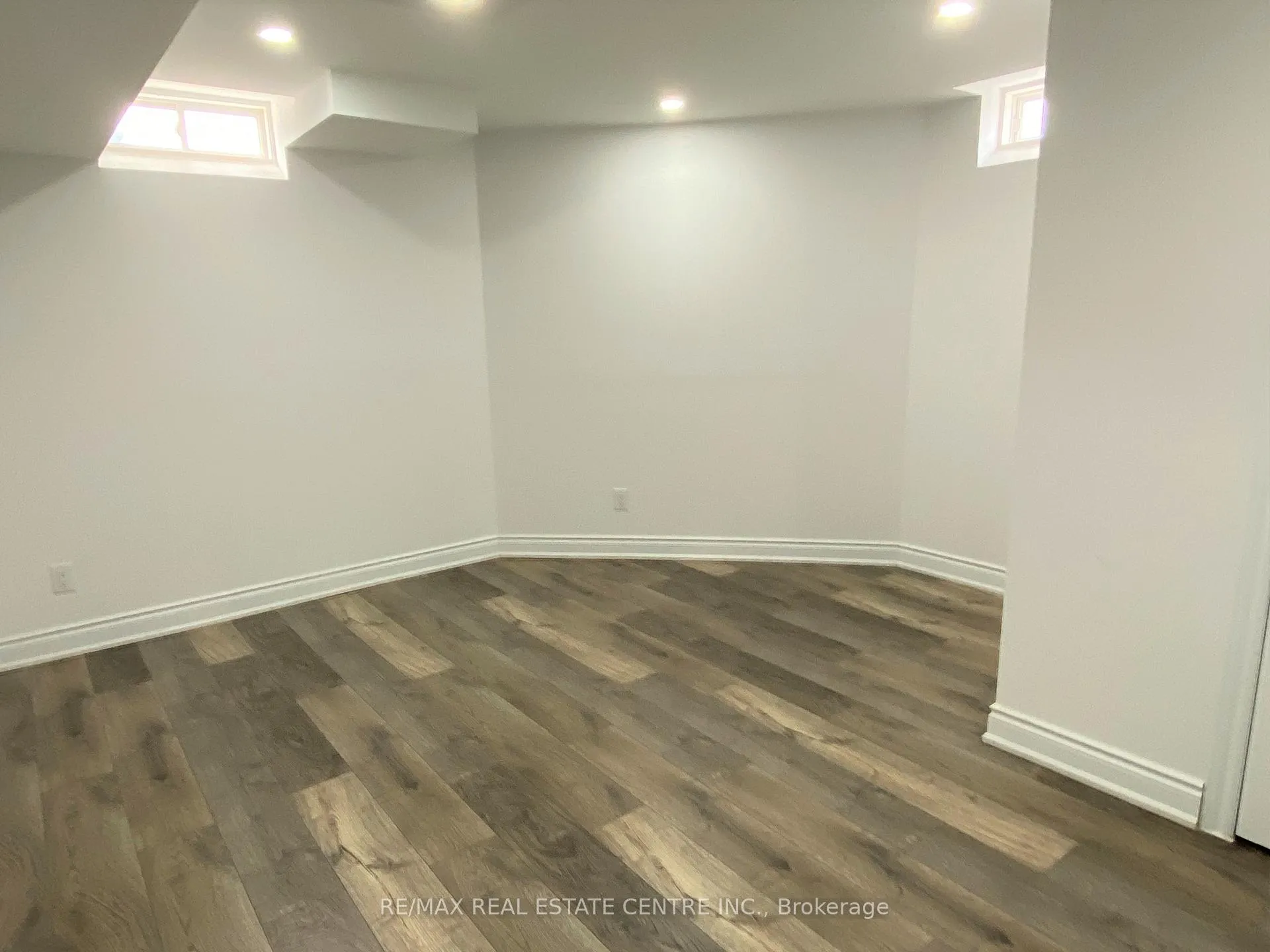 Photo 10 of Unit Lower, 44 Long Branch Trail, Brampton, Bram East — HOMEH