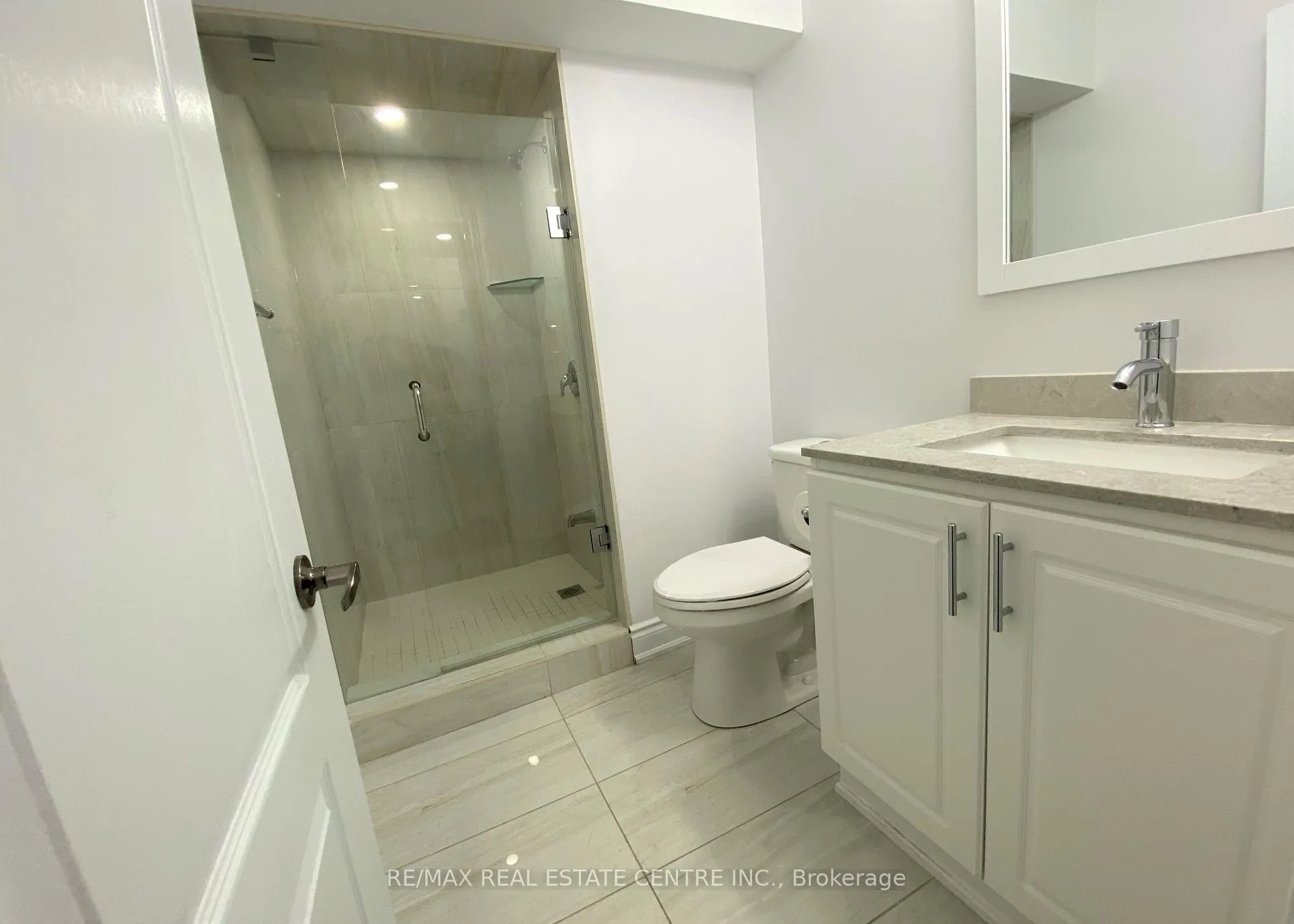 Photo 12 of Unit Lower, 44 Long Branch Trail, Brampton, Bram East — HOMEH