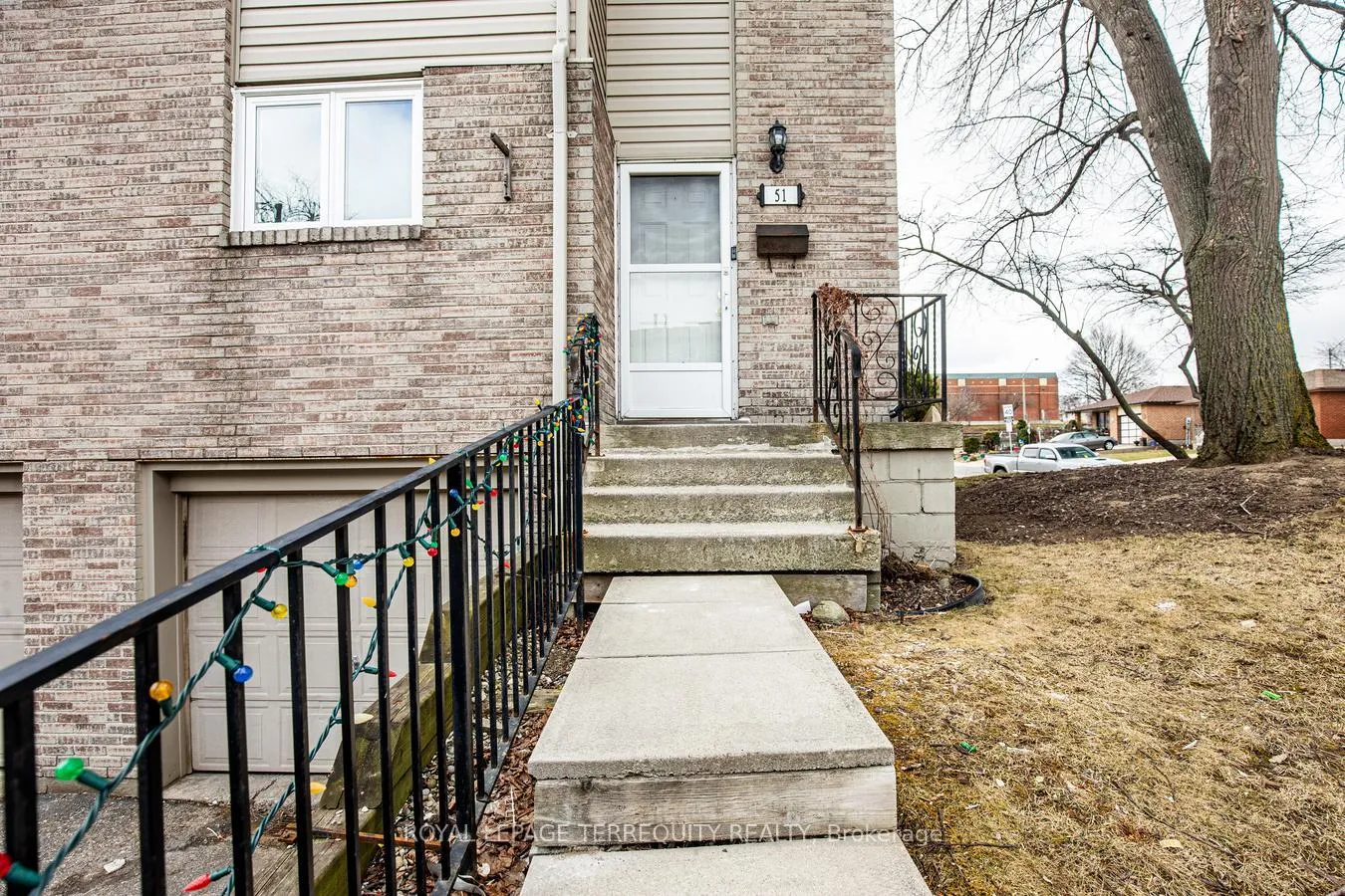 Photo 3 of Unit 51, 33 Rochelle Avenue, Hamilton, Quinndale — HOMEH