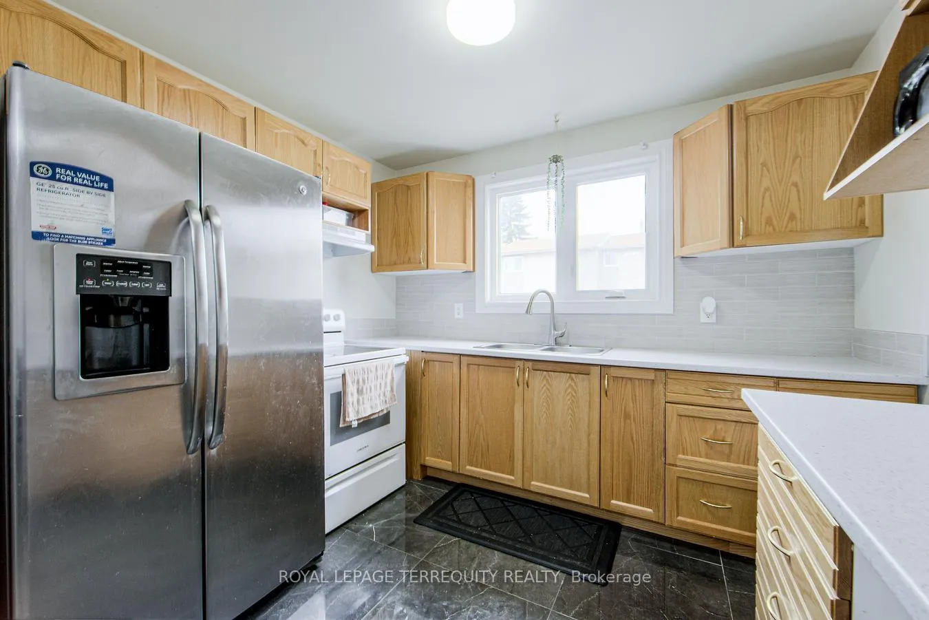 Photo 7 of Unit 51, 33 Rochelle Avenue, Hamilton, Quinndale — HOMEH