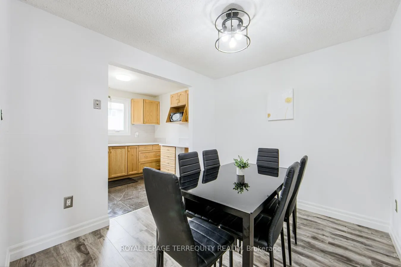 Photo 8 of Unit 51, 33 Rochelle Avenue, Hamilton, Quinndale — HOMEH