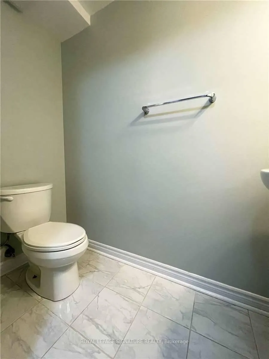 Photo 5 of Unit Bsmt, 95 Valleycreek Drive, Brampton, Bram East — HOMEH