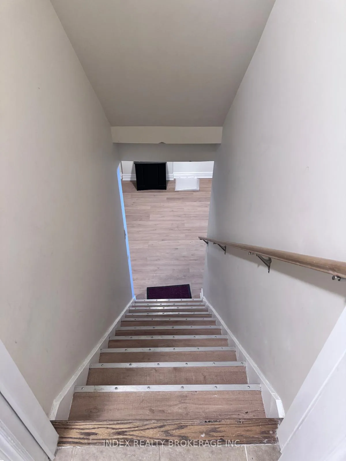 Photo 3 of 65 Agricola Road, Brampton, Northwest Brampton — HOMEH