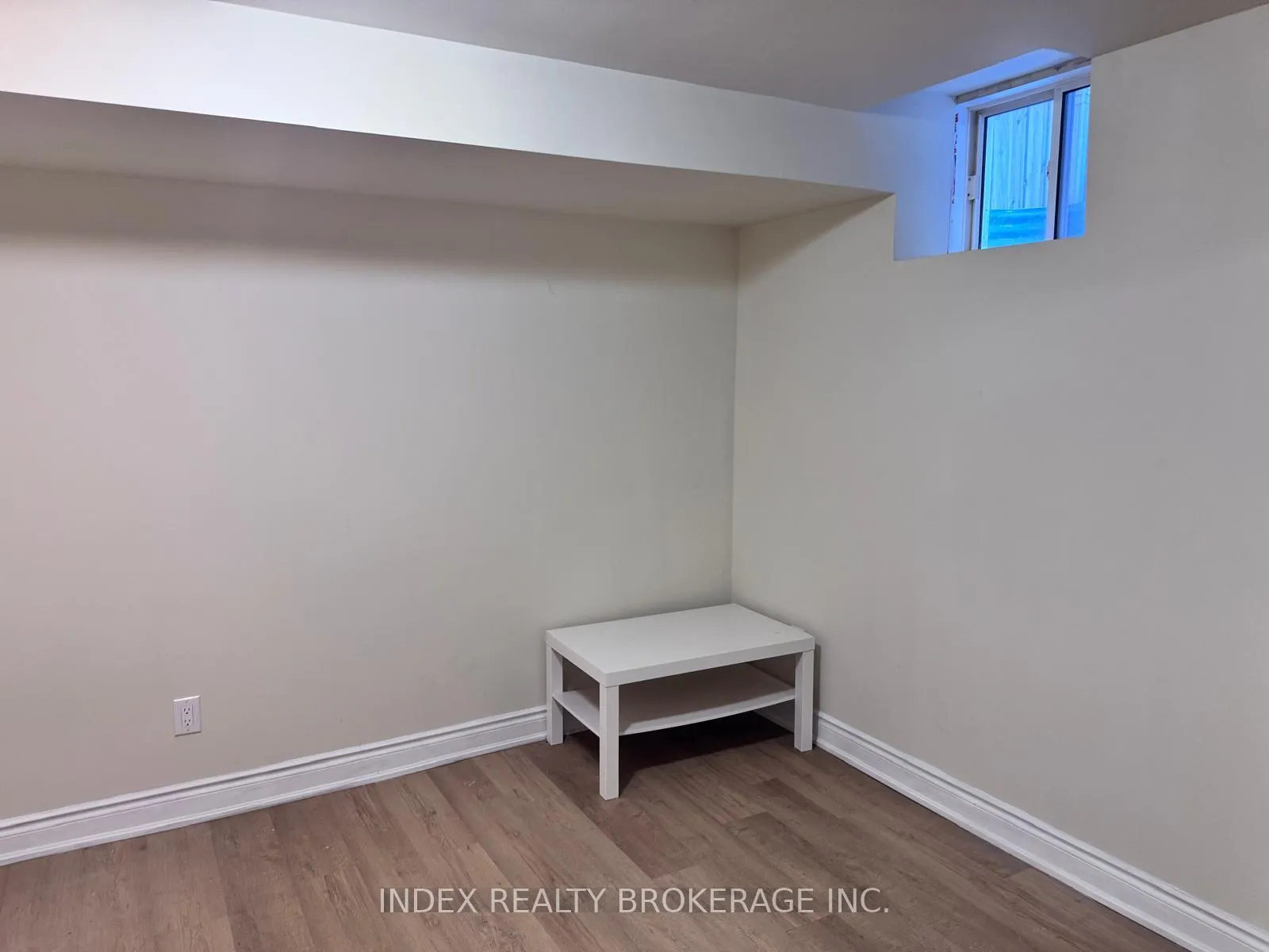 Photo 11 of 65 Agricola Road, Brampton, Northwest Brampton — HOMEH