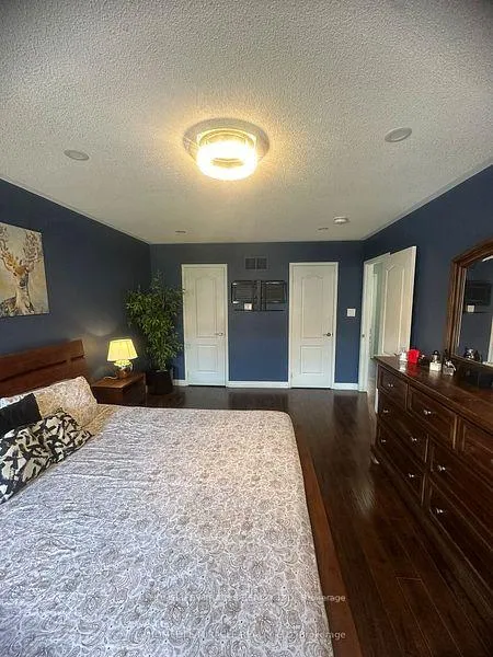 Photo 30 of 11 beachville Circle, Brampton, Credit Valley — HOMEH
