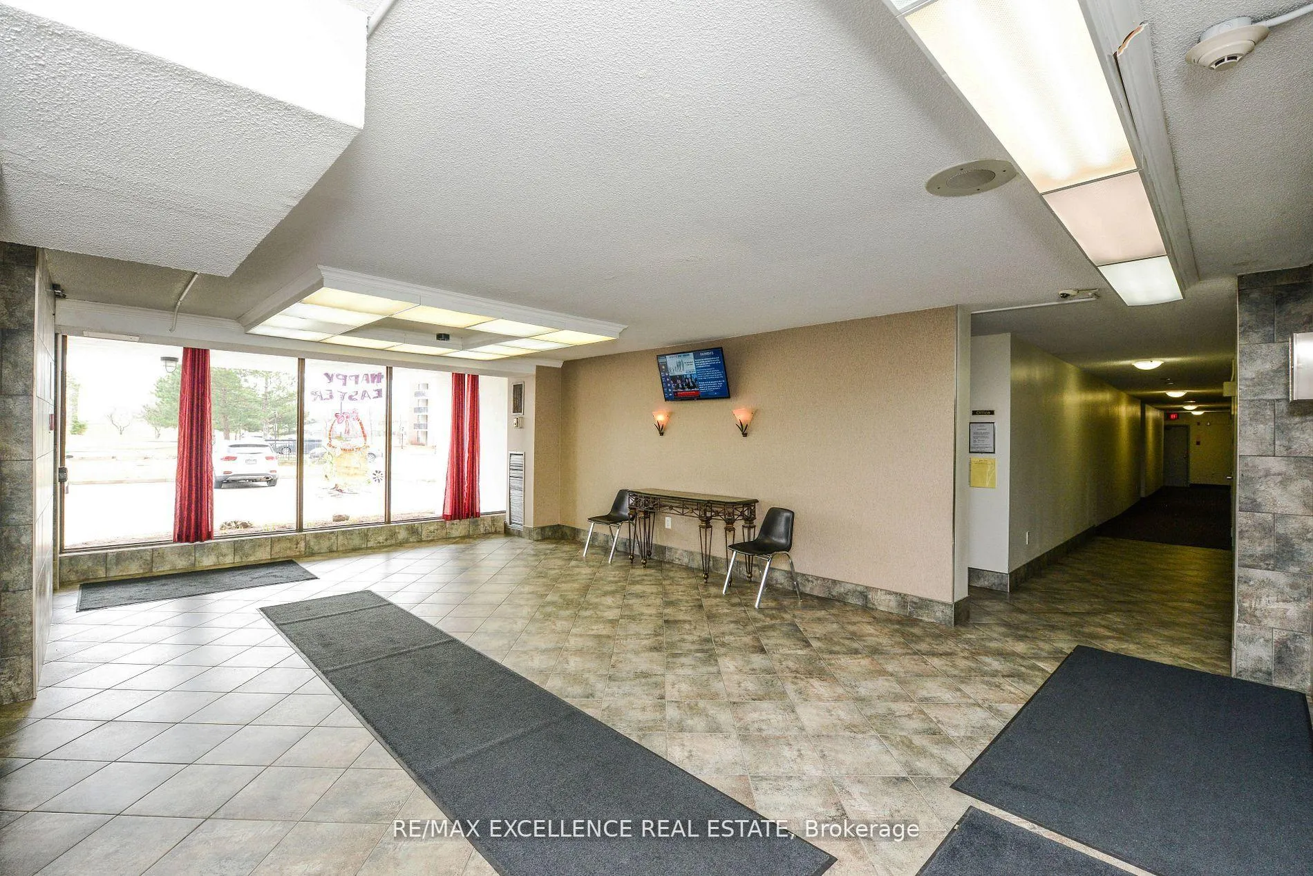 Photo 3 of Unit 1907, 17 Knightsbridge Road, Brampton, Queen Street Corridor — HOMEH