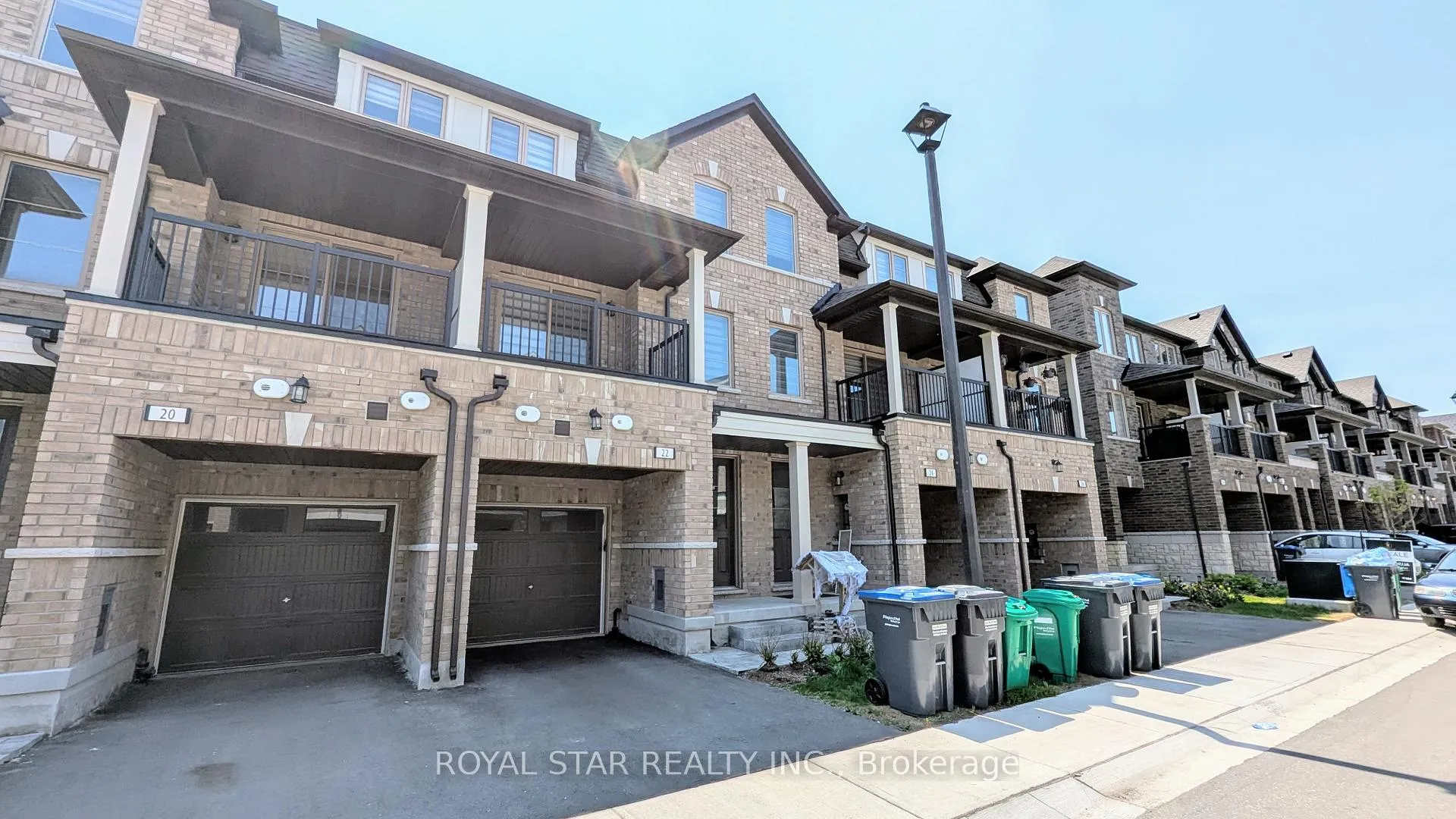 Photo 1 of 22 Vestry Way, Brampton, Bram East — HOMEH