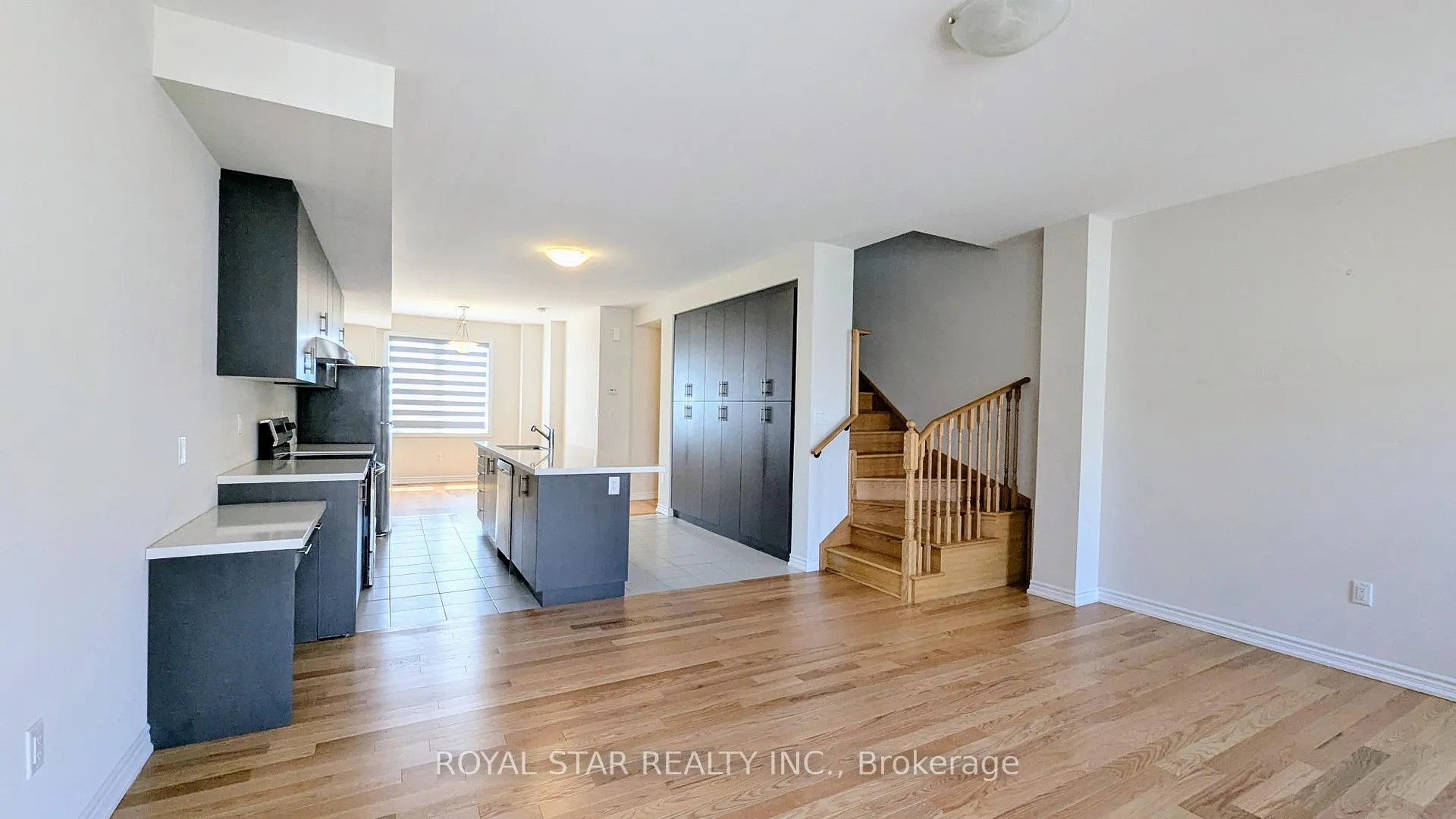 Photo 7 of 22 Vestry Way, Brampton, Bram East — HOMEH