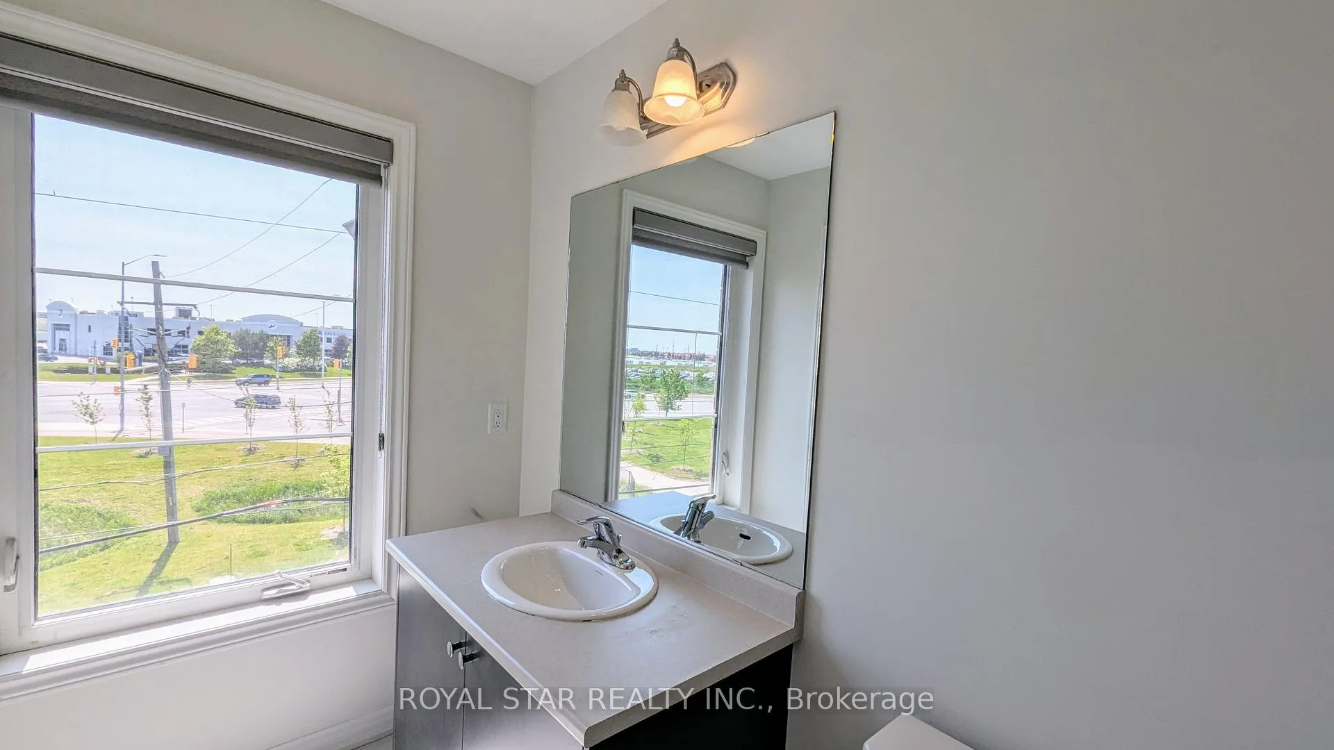Photo 12 of 22 Vestry Way, Brampton, Bram East — HOMEH